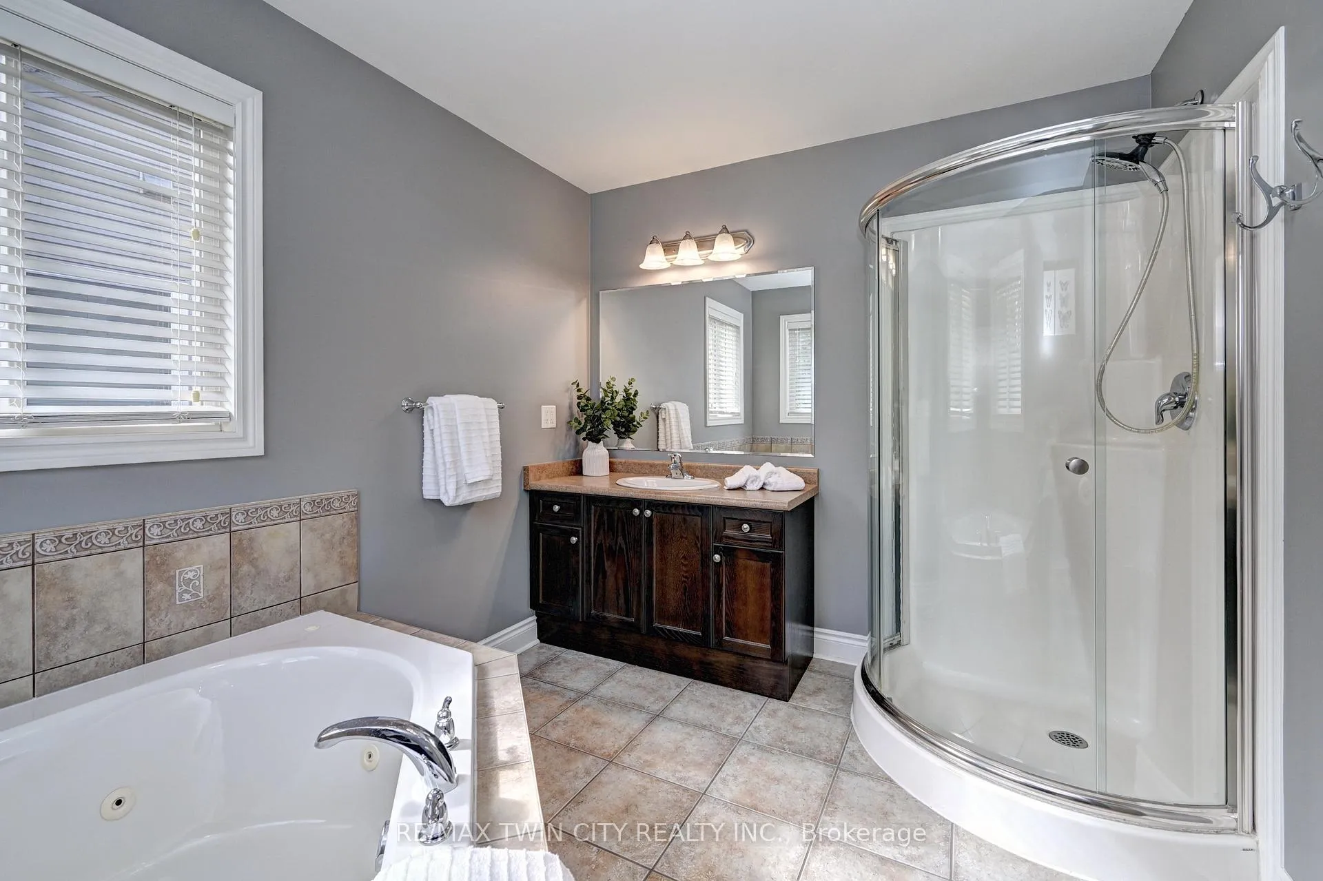Photo 30 of 72 Helena Feasby Street, Kitchener, Larentian West — HOMEH