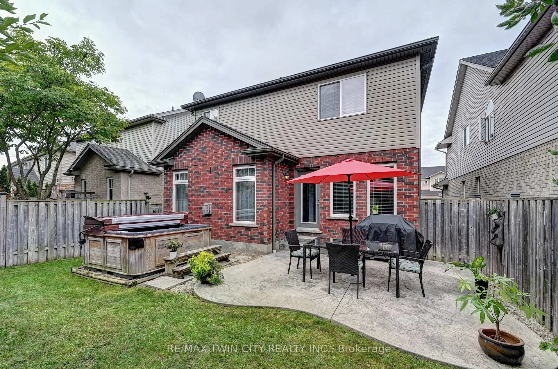 Photo 43 of 72 Helena Feasby Street, Kitchener, Larentian West — HOMEH