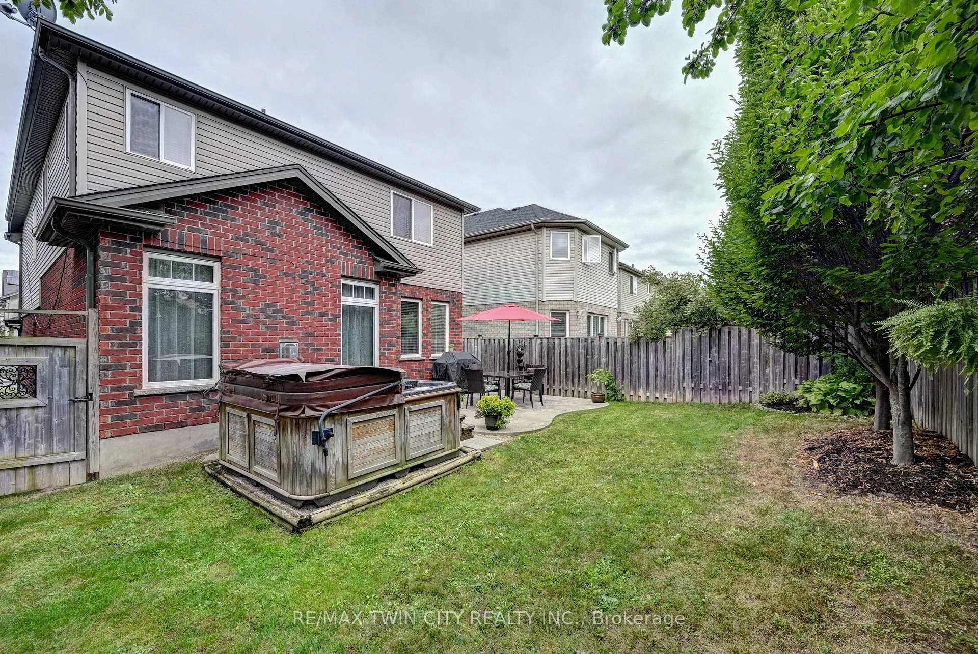 Photo 45 of 72 Helena Feasby Street, Kitchener, Larentian West — HOMEH