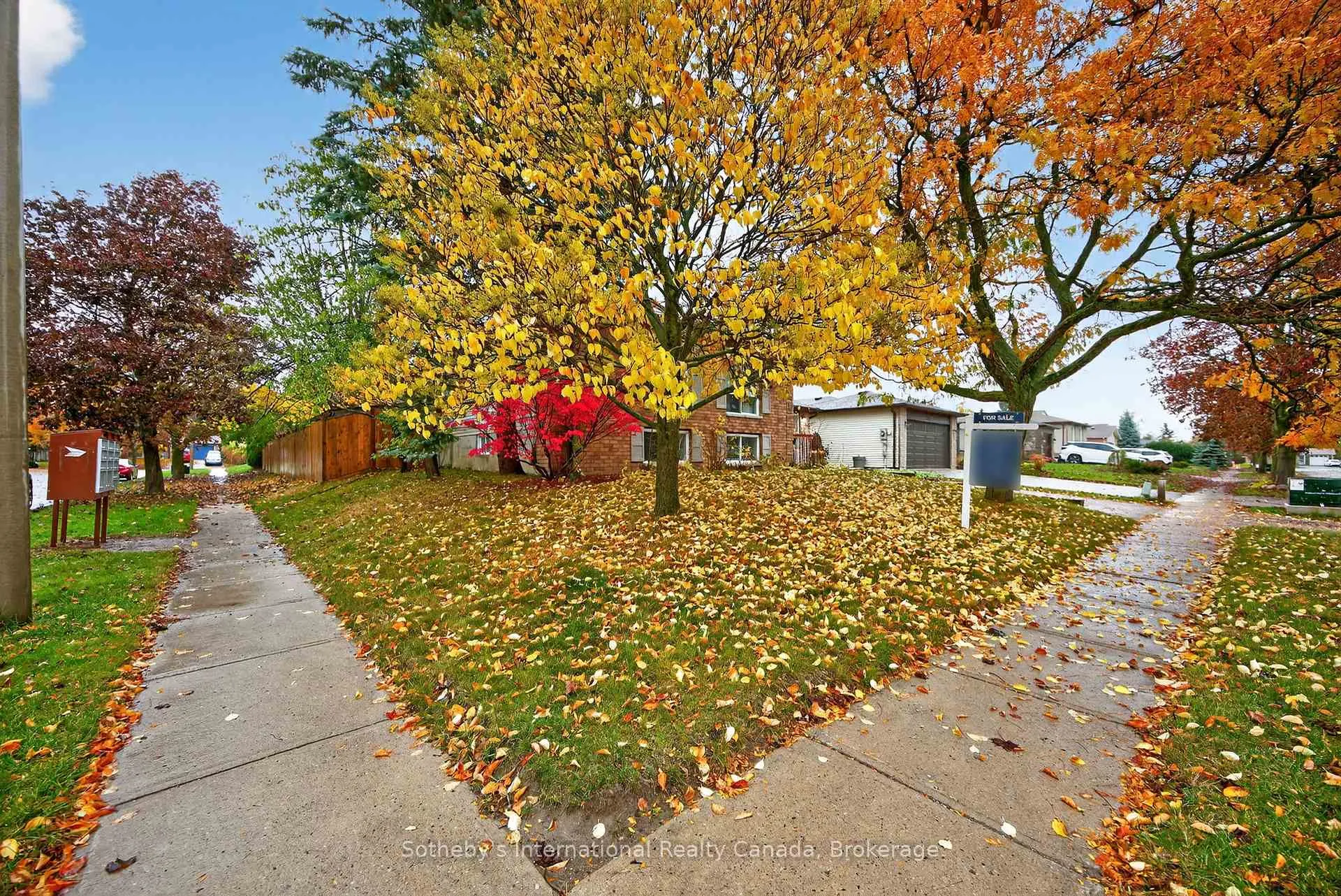 Photo 5 of 17 Coles Street, Barrie, Sunnidale — HOMEH