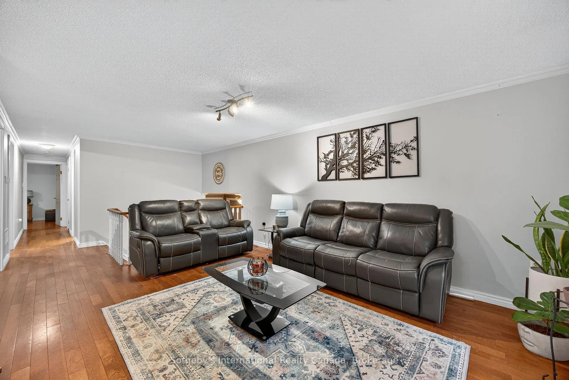 Photo 12 of 17 Coles Street, Barrie, Sunnidale — HOMEH