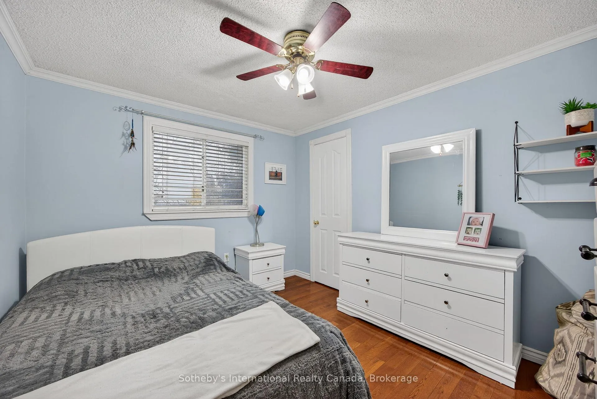 Photo 23 of 17 Coles Street, Barrie, Sunnidale — HOMEH