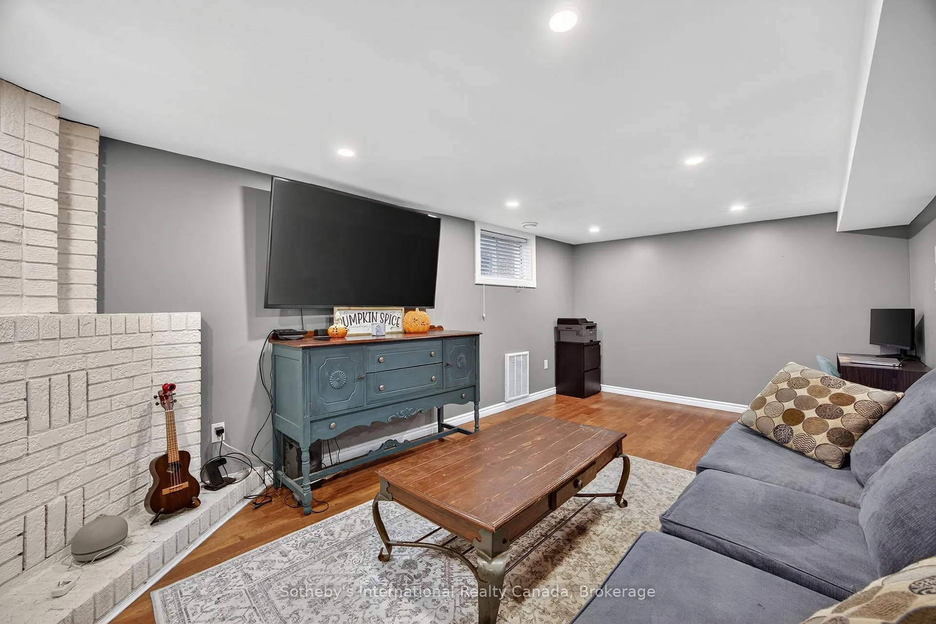 Photo 32 of 17 Coles Street, Barrie, Sunnidale — HOMEH