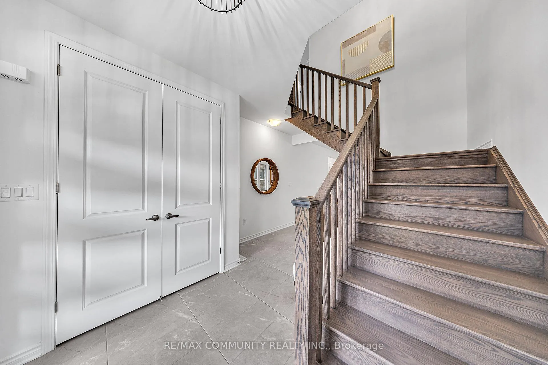 Photo 3 of 2979 Heartwood Lane, Pickering, Rural Pickering — HOMEH