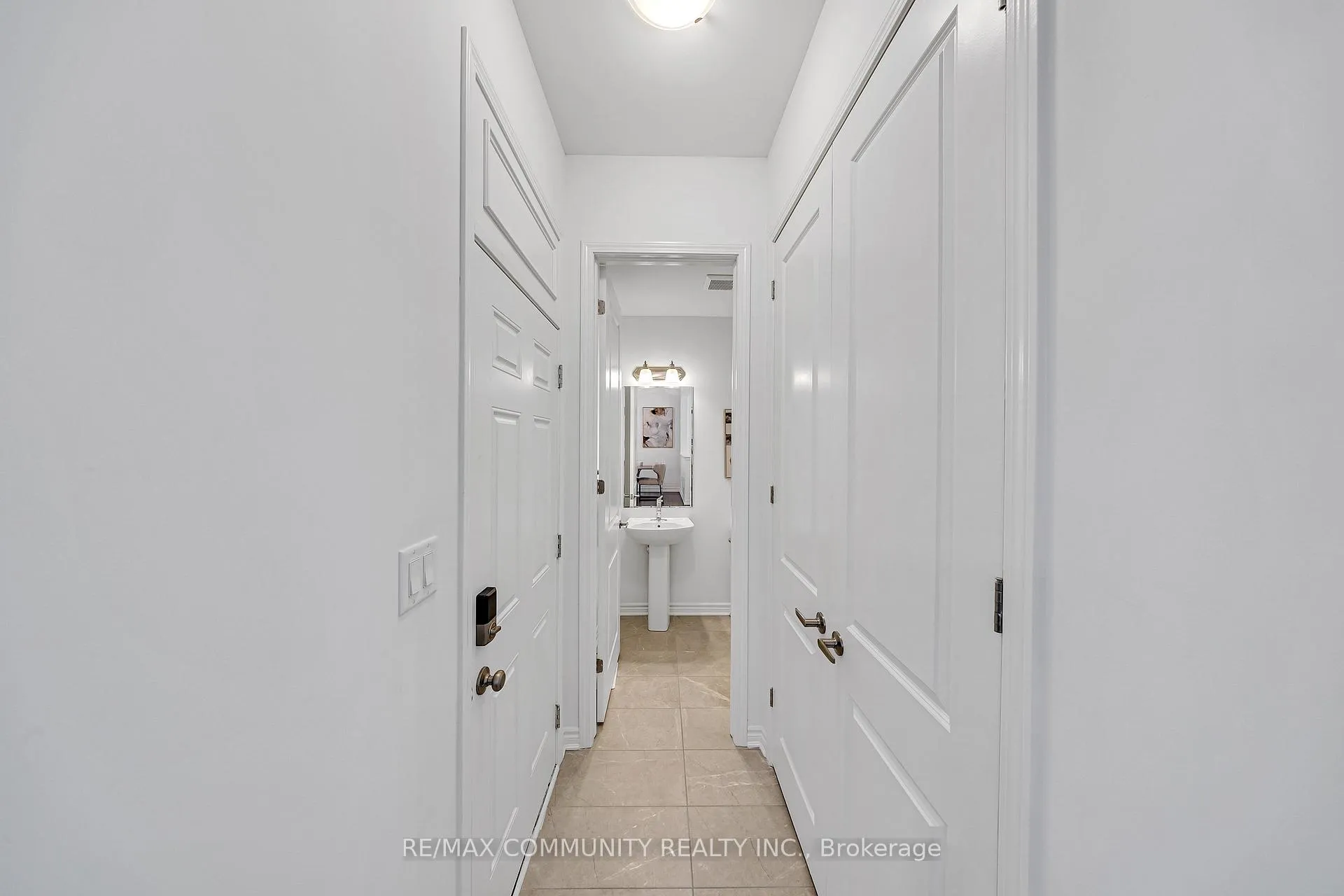 Photo 8 of 2979 Heartwood Lane, Pickering, Rural Pickering — HOMEH