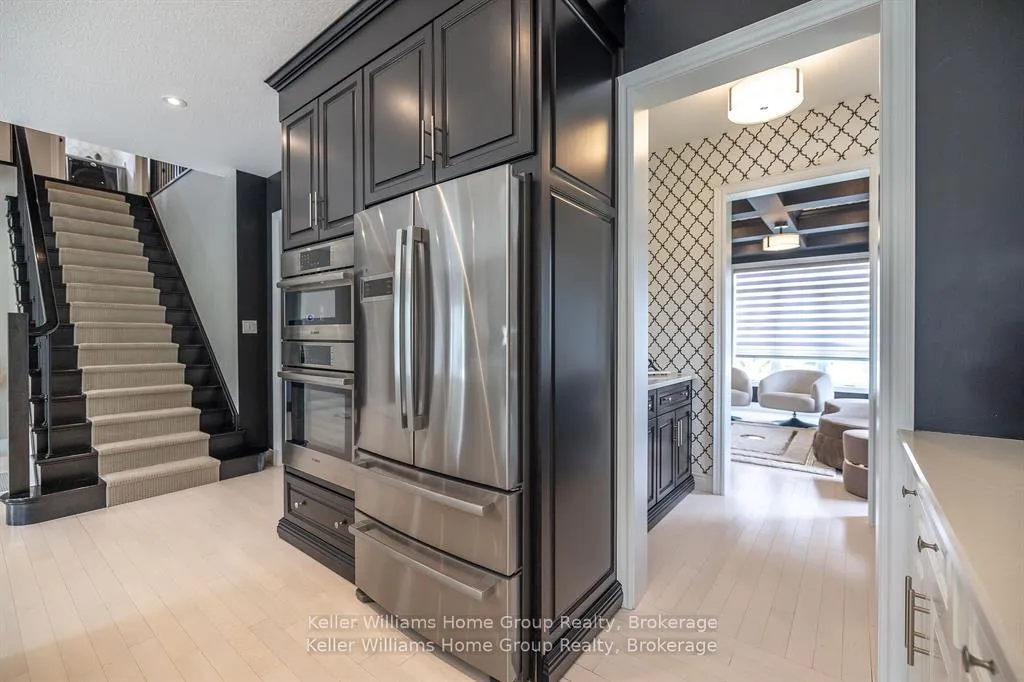 Photo 9 of 289 Macalister Boulevard, Guelph, Kortright East — HOMEH