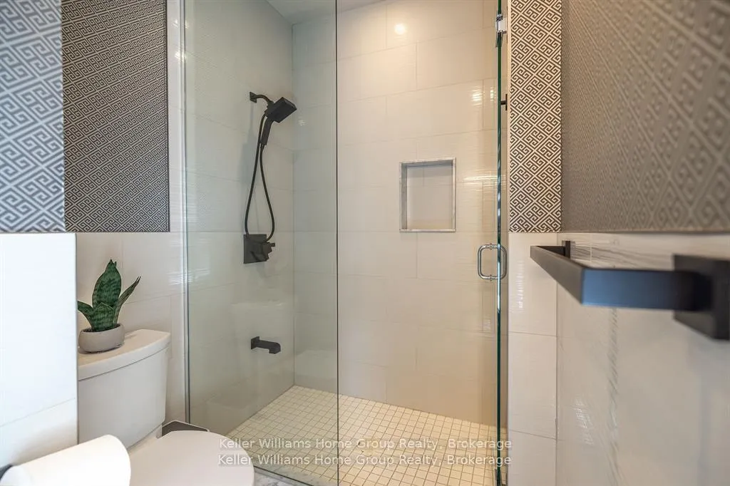 Photo 19 of 289 Macalister Boulevard, Guelph, Kortright East — HOMEH
