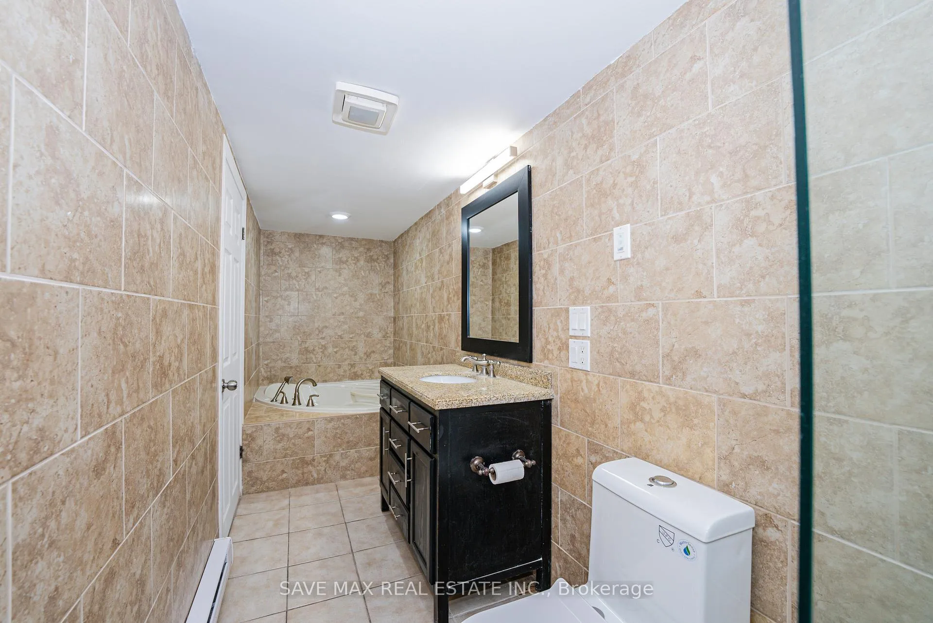 Photo 40 of 281 Parkmount Drive, Waterloo — HOMEH