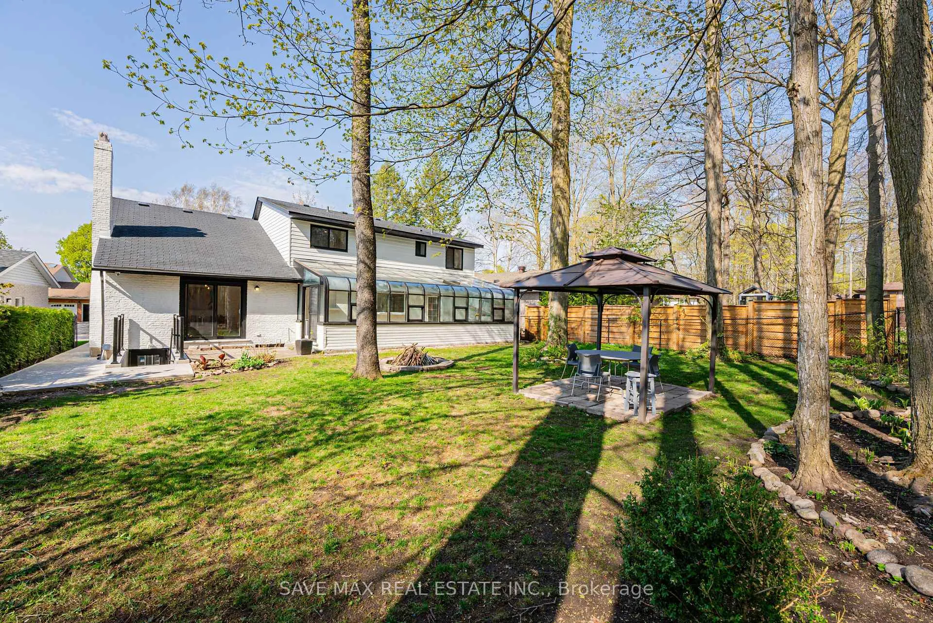 Photo 43 of 281 Parkmount Drive, Waterloo — HOMEH