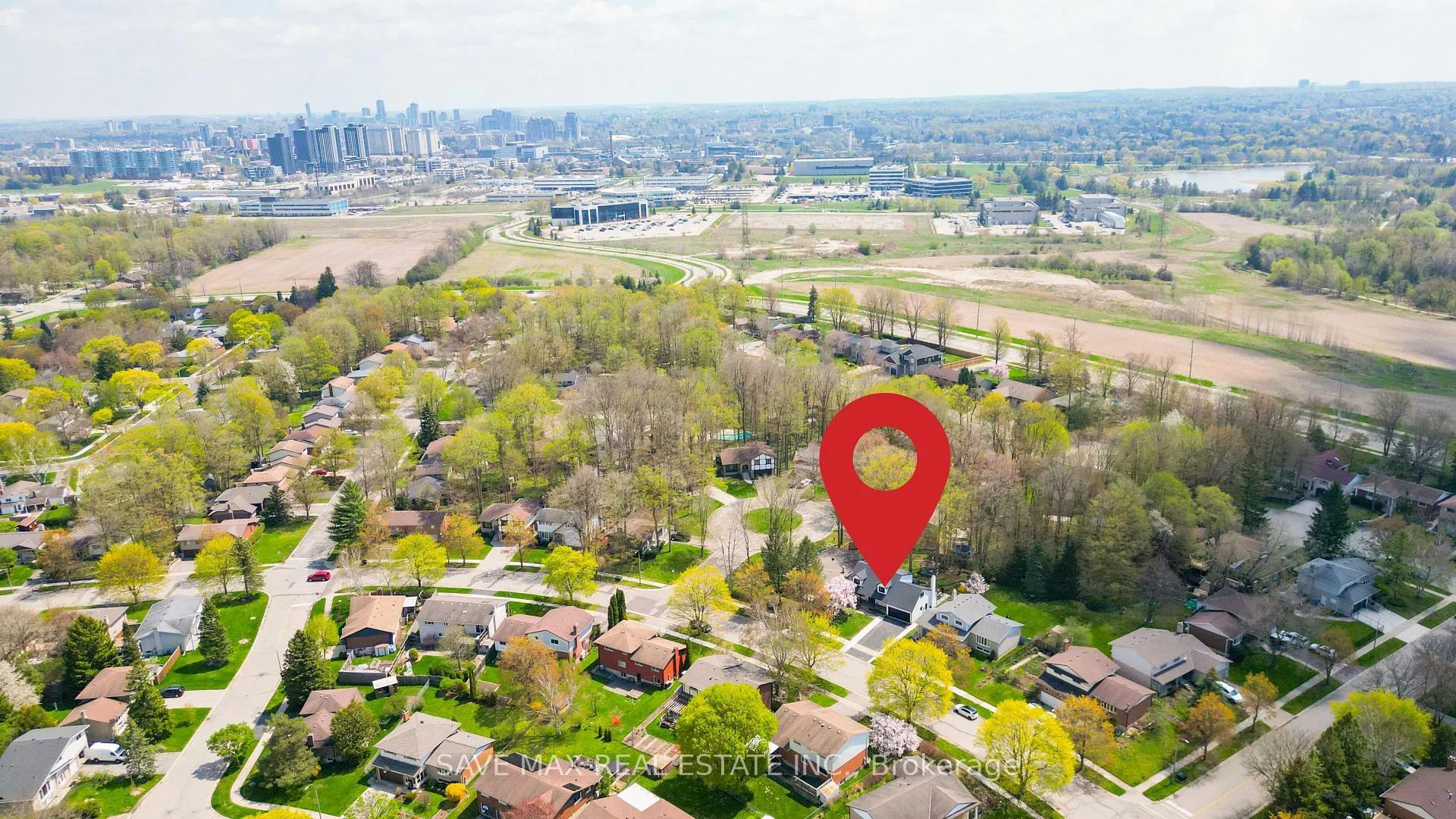 Photo 50 of 281 Parkmount Drive, Waterloo — HOMEH