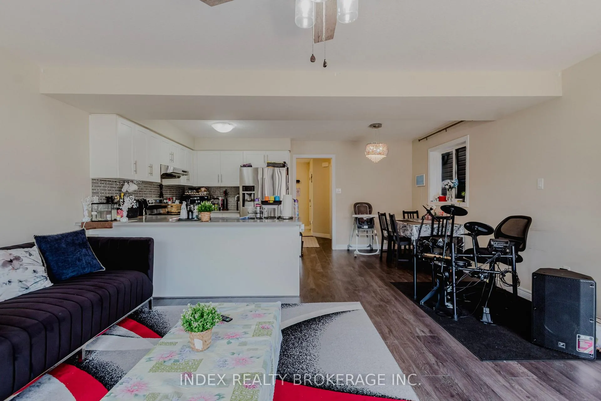 Photo 8 of 207 Eden Oak Trail, Kitchener, Idlewood/Lackner Woods — HOMEH