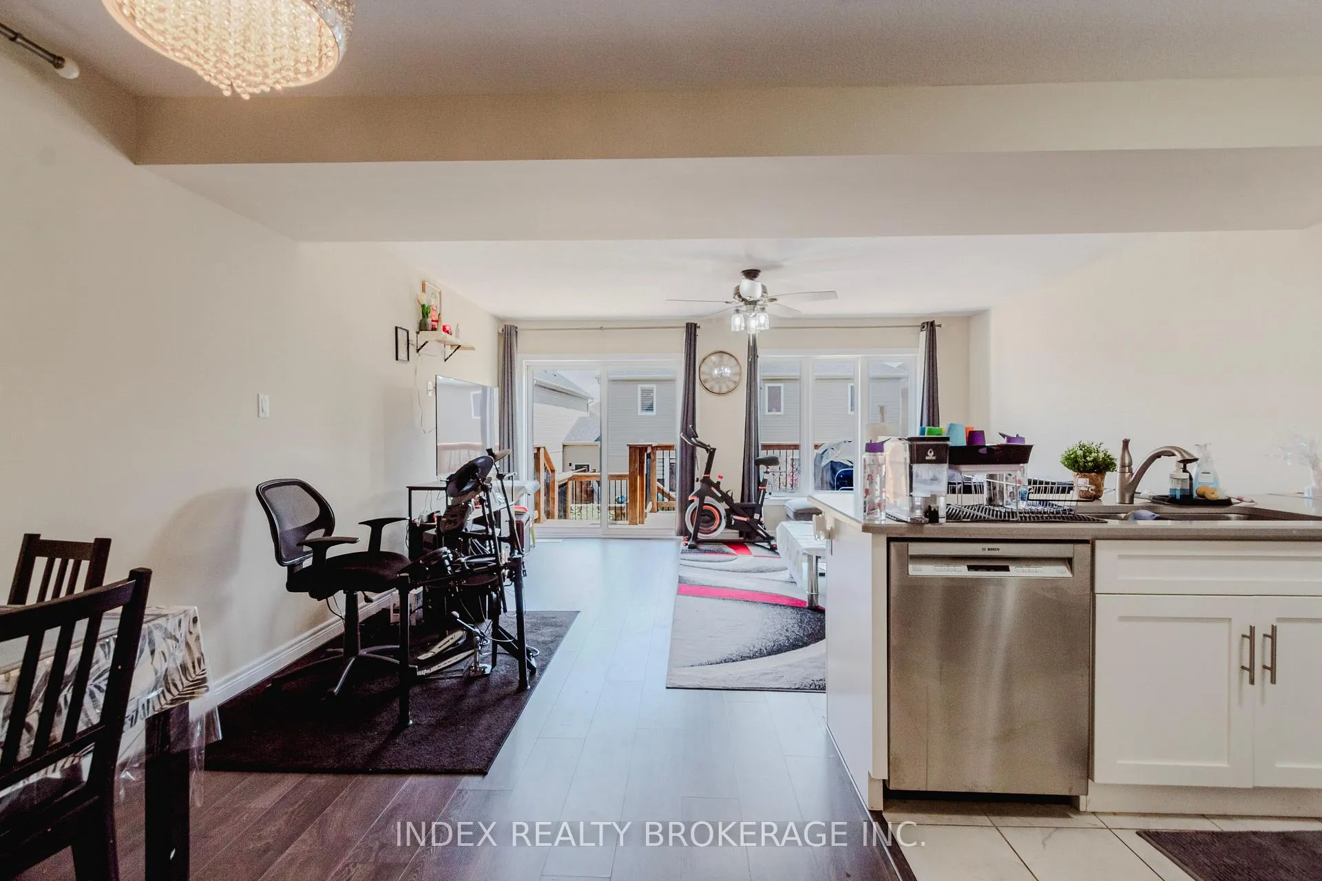 Photo 15 of 207 Eden Oak Trail, Kitchener, Idlewood/Lackner Woods — HOMEH