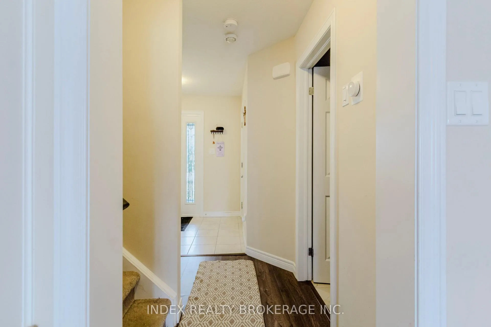 Photo 19 of 207 Eden Oak Trail, Kitchener, Idlewood/Lackner Woods — HOMEH