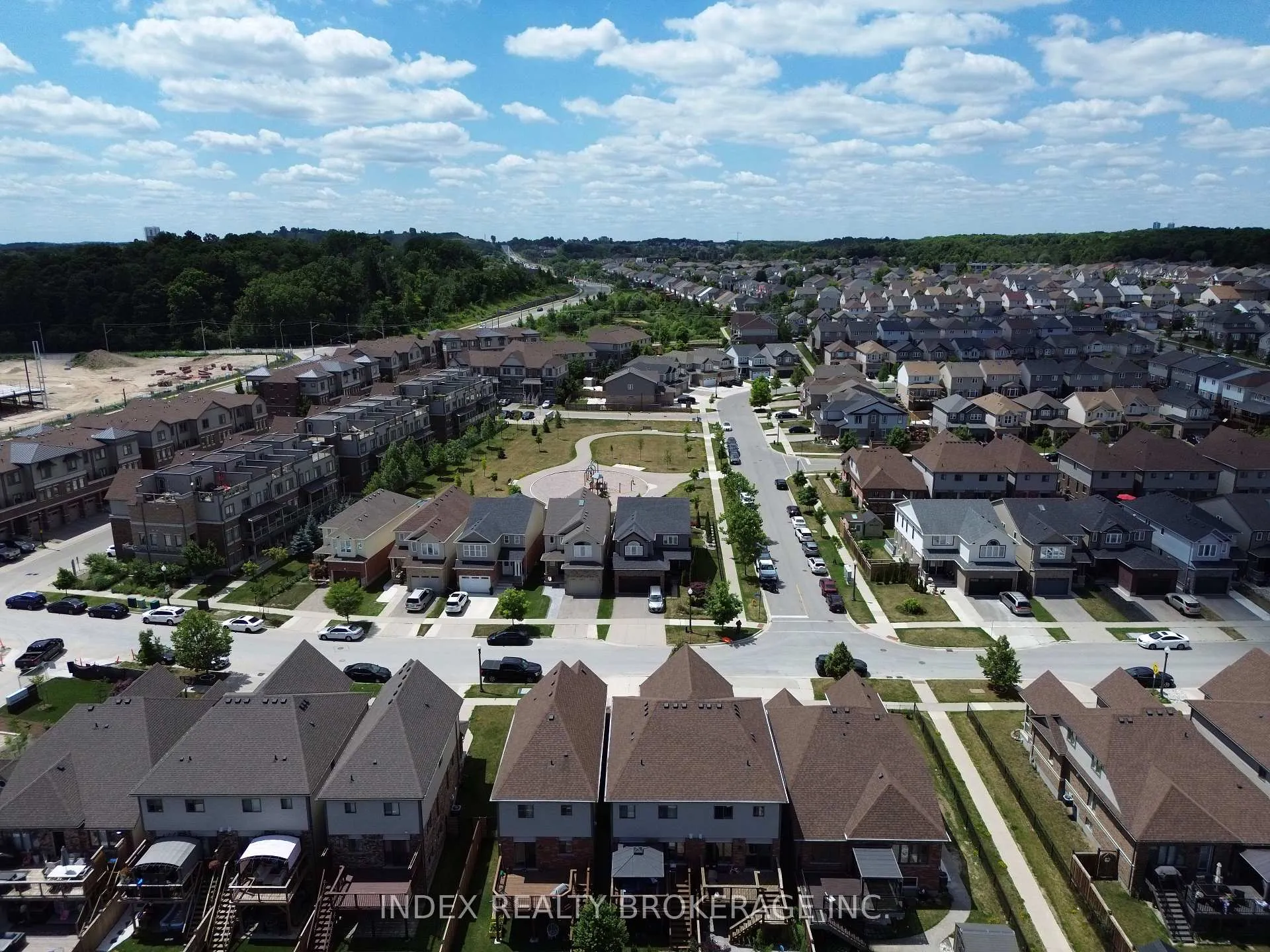 Photo 45 of 207 Eden Oak Trail, Kitchener, Idlewood/Lackner Woods — HOMEH