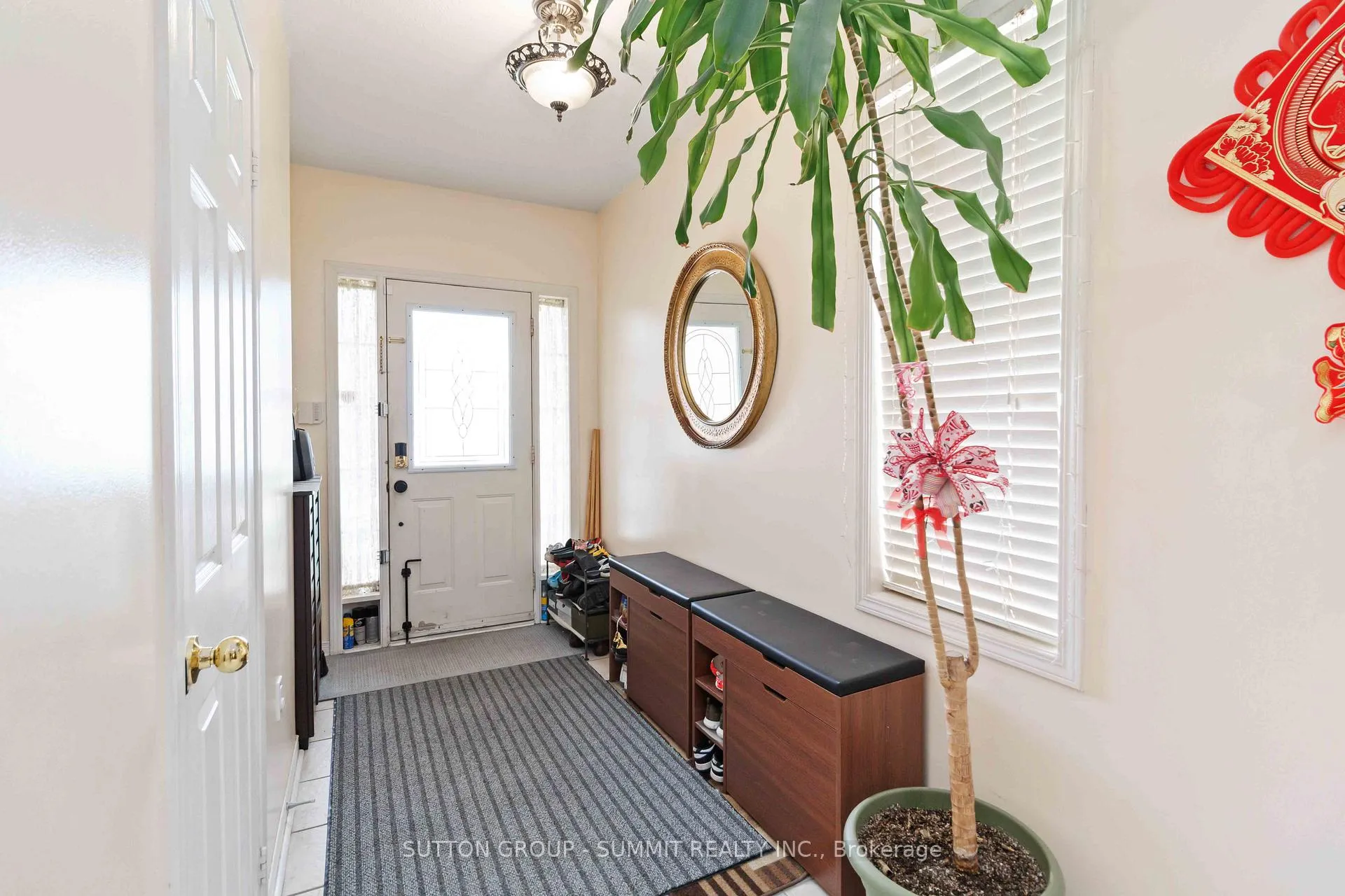 Photo 4 of 90 Twin Pines Crescent, Brampton, Northwest Sandalwood Parkway — HOMEH