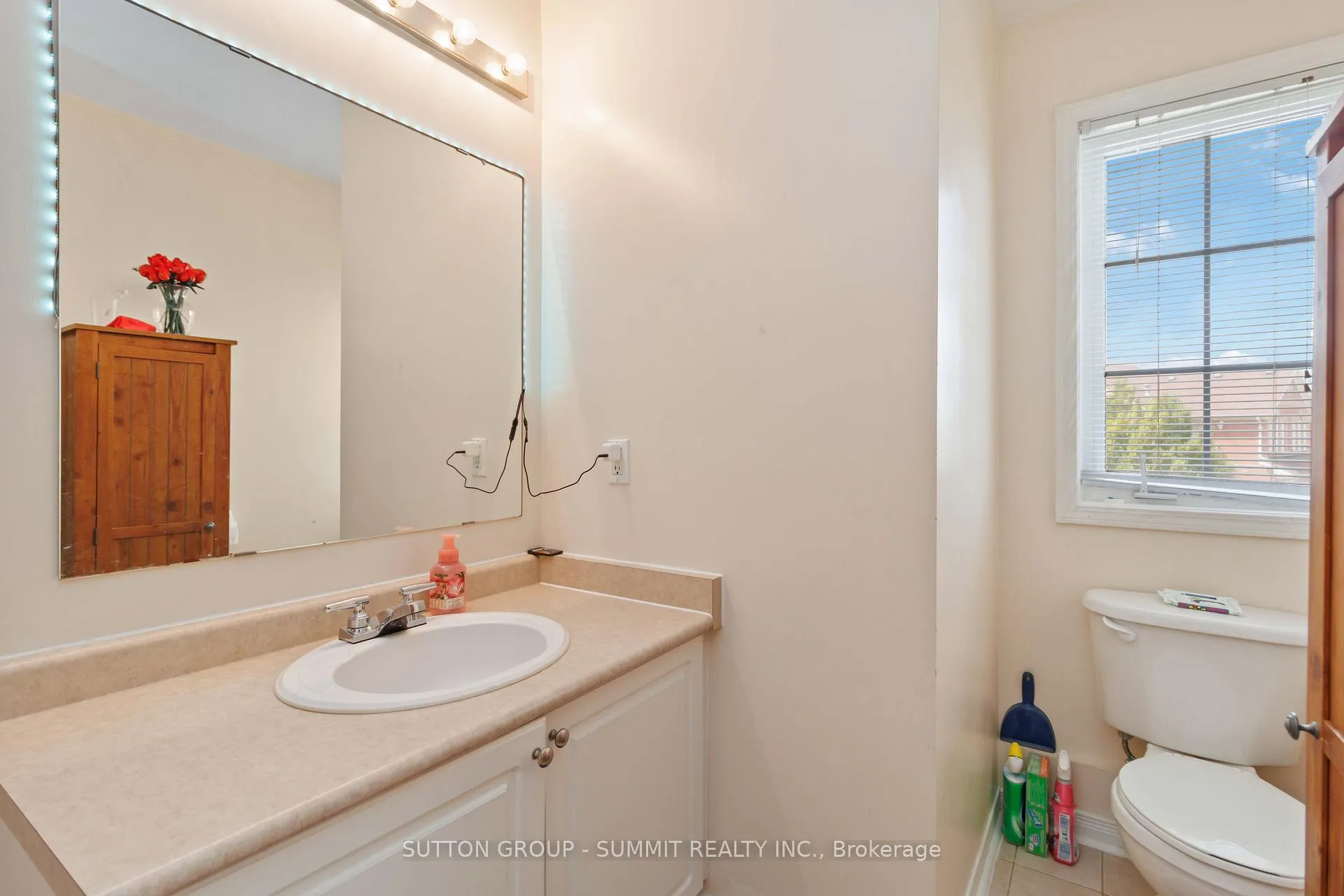 Photo 24 of 90 Twin Pines Crescent, Brampton, Northwest Sandalwood Parkway — HOMEH
