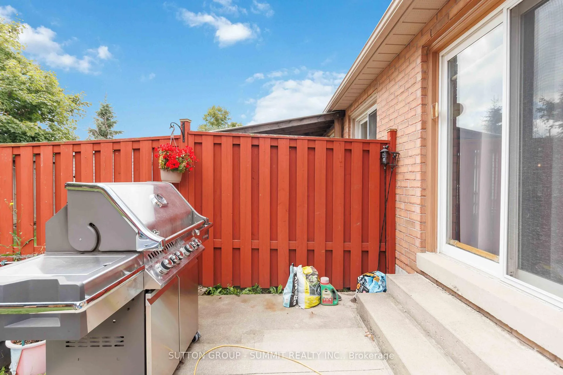 Photo 45 of 90 Twin Pines Crescent, Brampton, Northwest Sandalwood Parkway — HOMEH