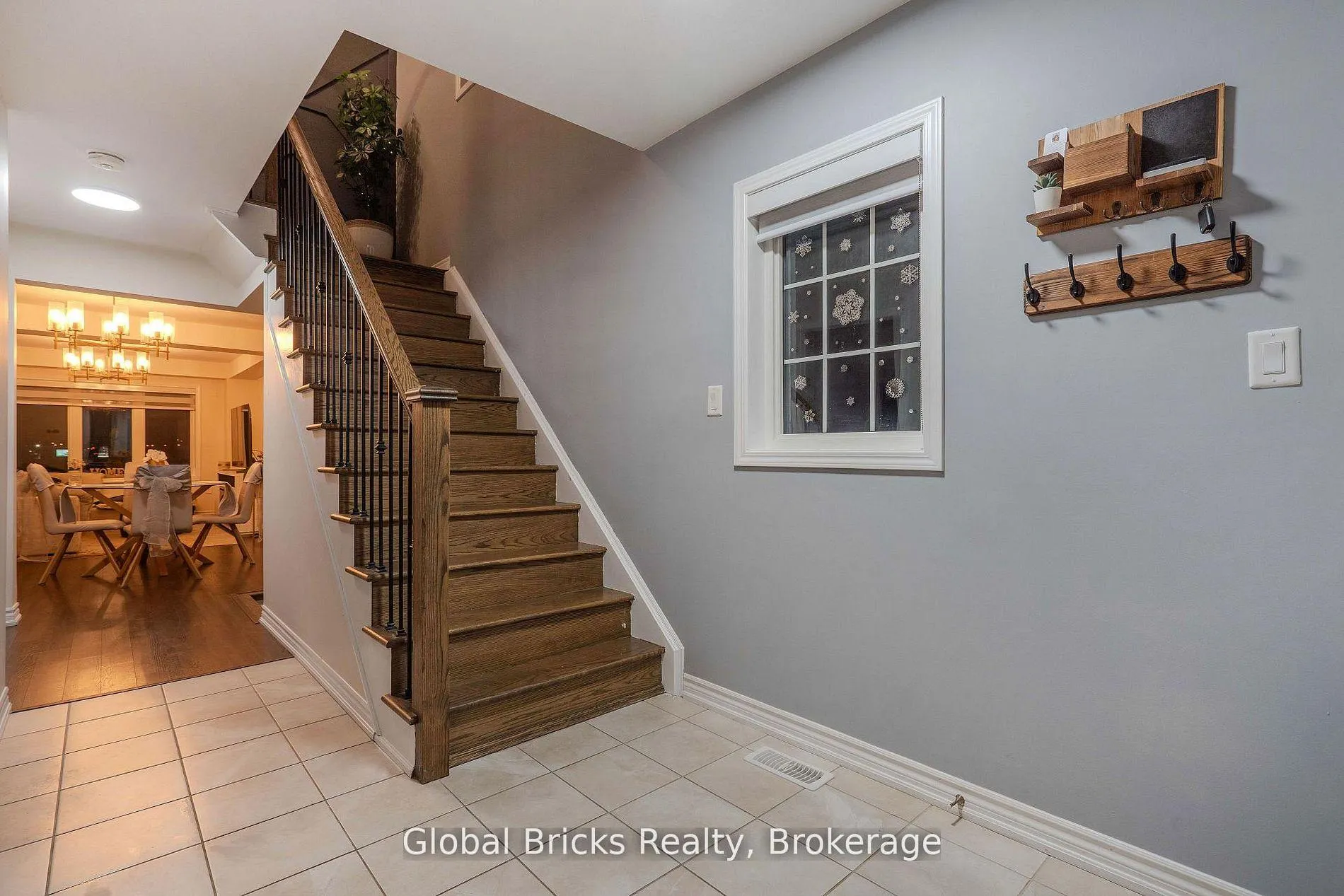 Photo 4 of 632 Laking Terrace, Milton, Clarke — HOMEH
