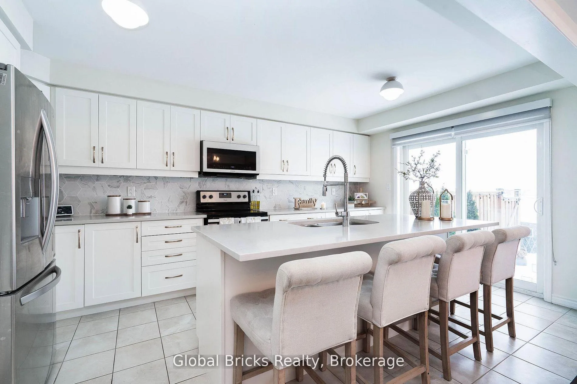 Photo 7 of 632 Laking Terrace, Milton, Clarke — HOMEH