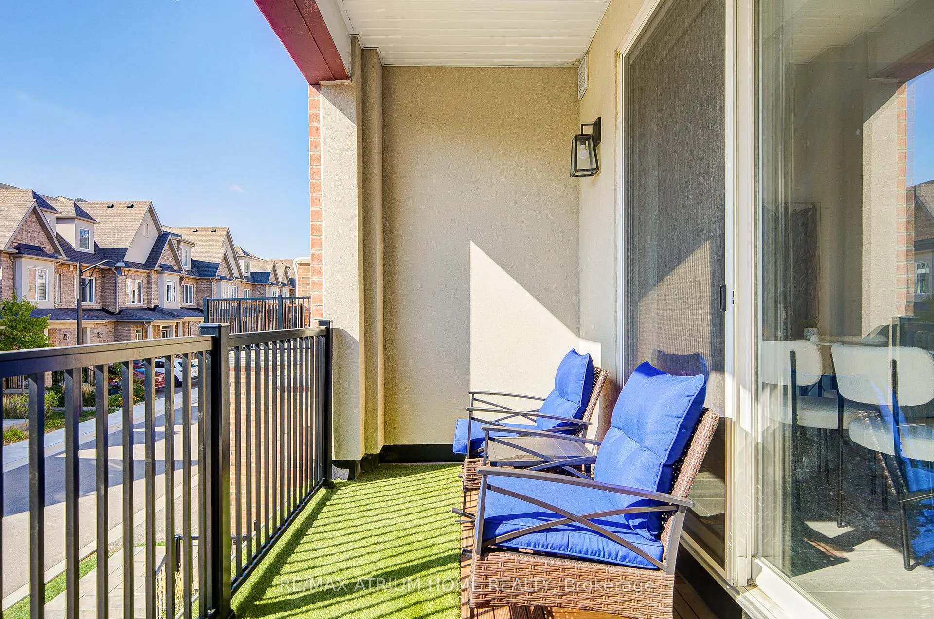 Photo 7 of 9076 Woodbine Ave, Markham, Buttonville — HOMEH