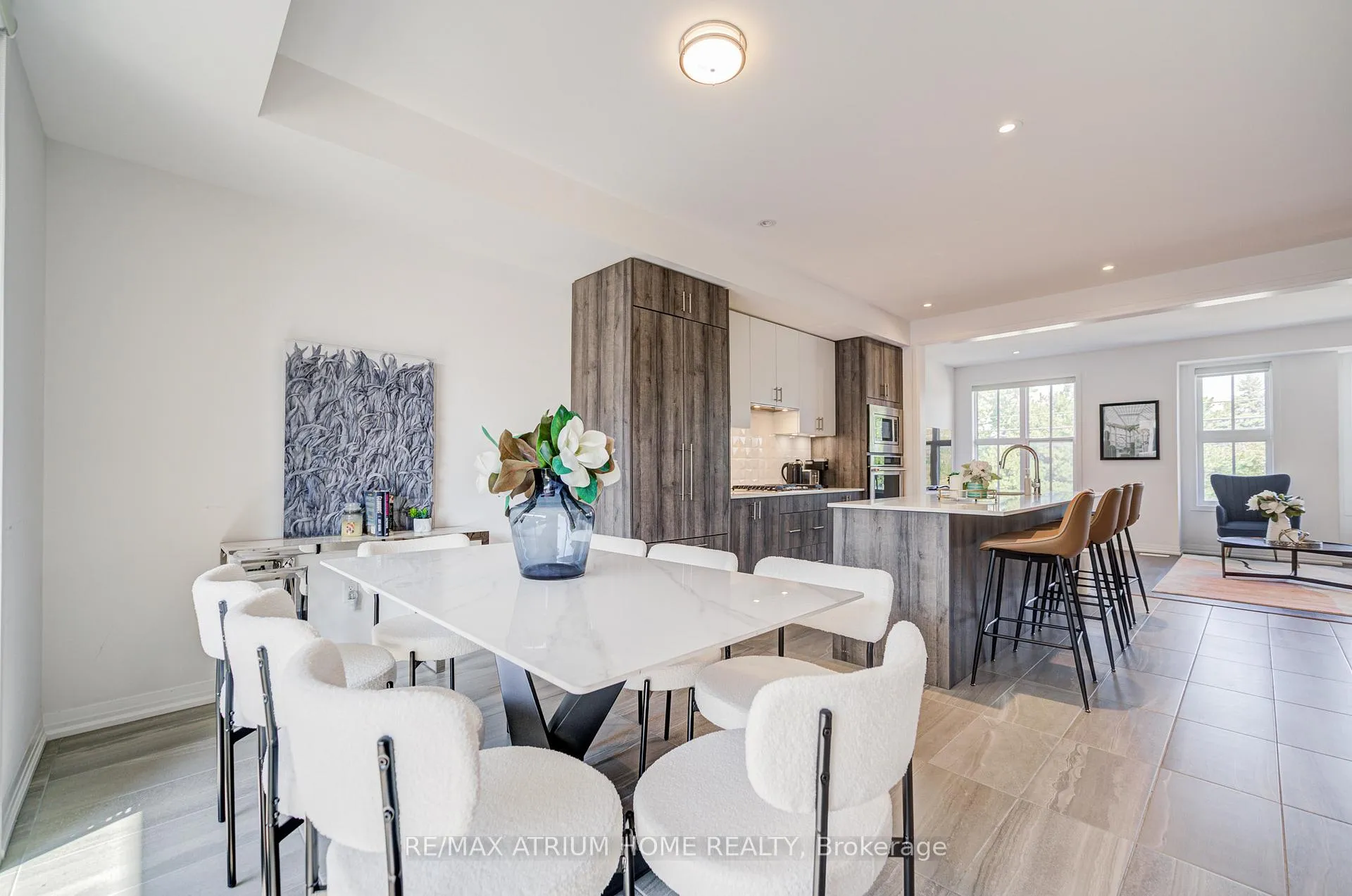 Photo 15 of 9076 Woodbine Ave, Markham, Buttonville — HOMEH