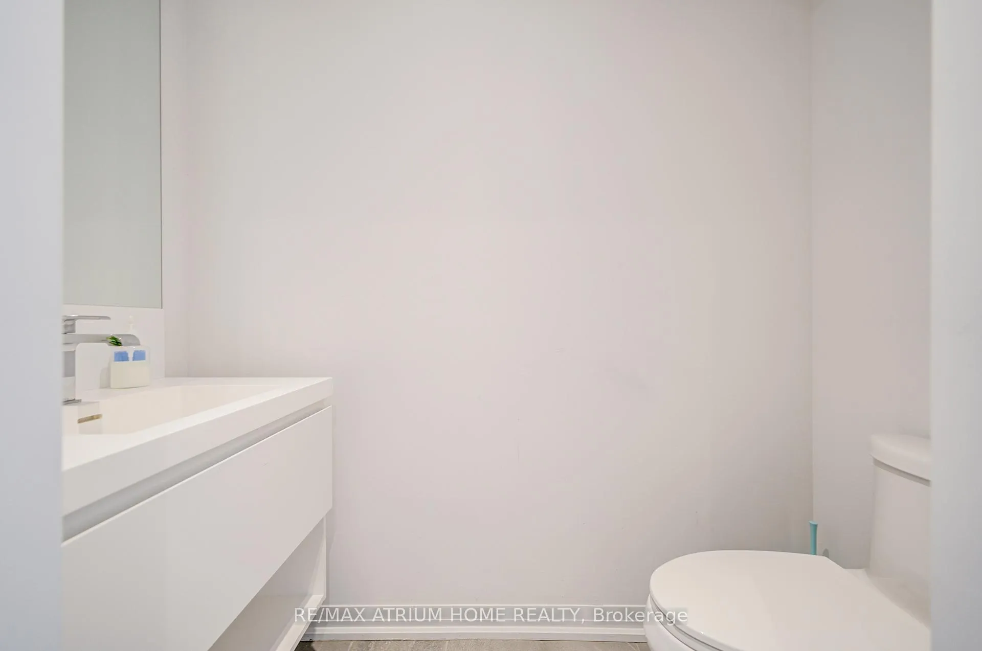 Photo 29 of 9076 Woodbine Ave, Markham, Buttonville — HOMEH