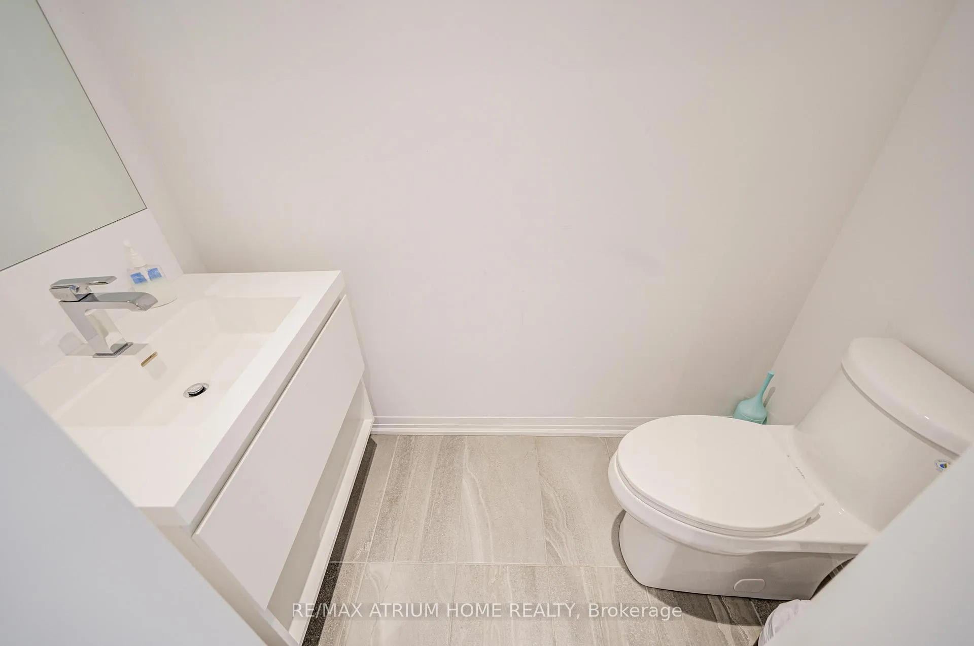 Photo 30 of 9076 Woodbine Ave, Markham, Buttonville — HOMEH