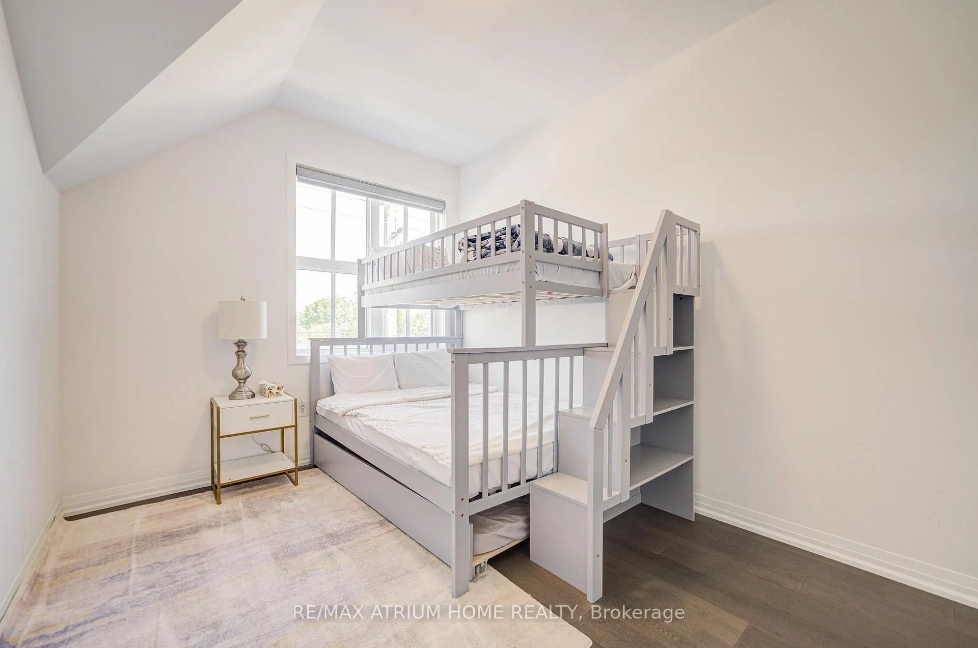 Photo 42 of 9076 Woodbine Ave, Markham, Buttonville — HOMEH