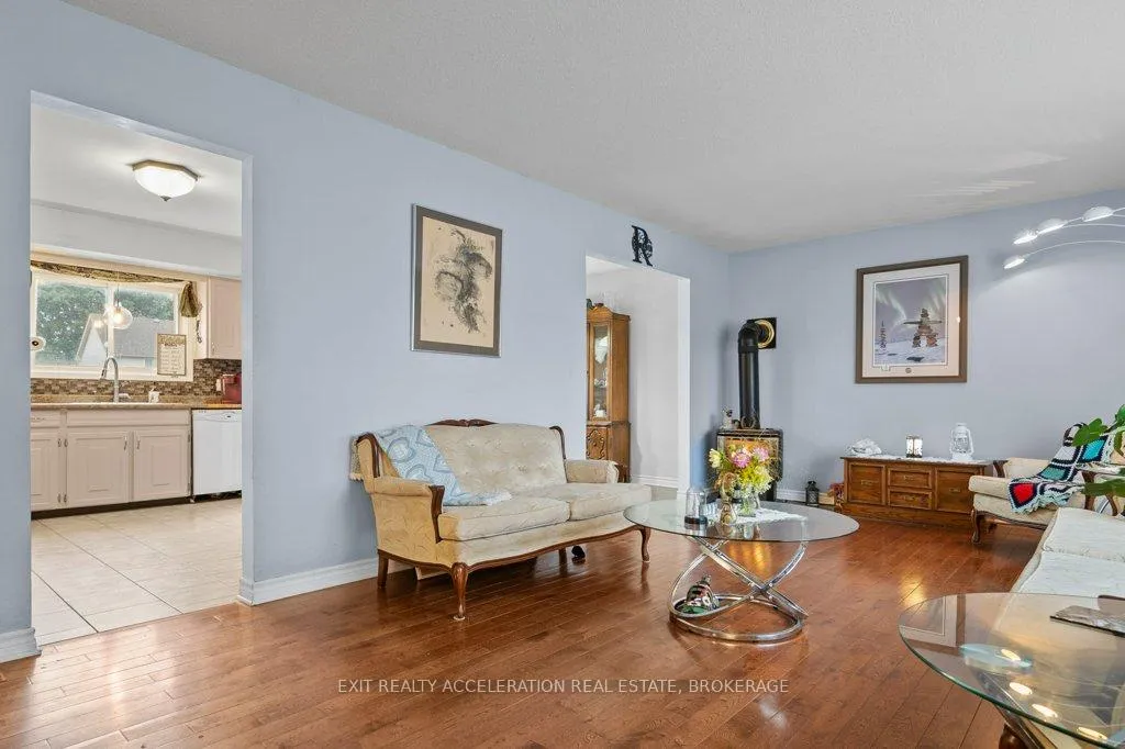 Photo 10 of 19 Mortensen Drive, Loyalist, Amherstview — HOMEH