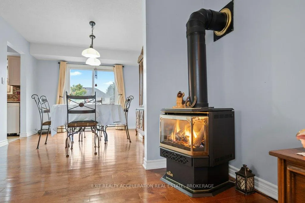 Photo 12 of 19 Mortensen Drive, Loyalist, Amherstview — HOMEH