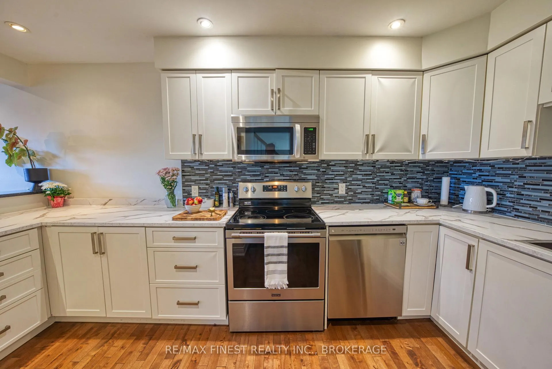 Photo 3 of 24 Adley Place, Kingston, East of Sir John A. Blvd — HOMEH