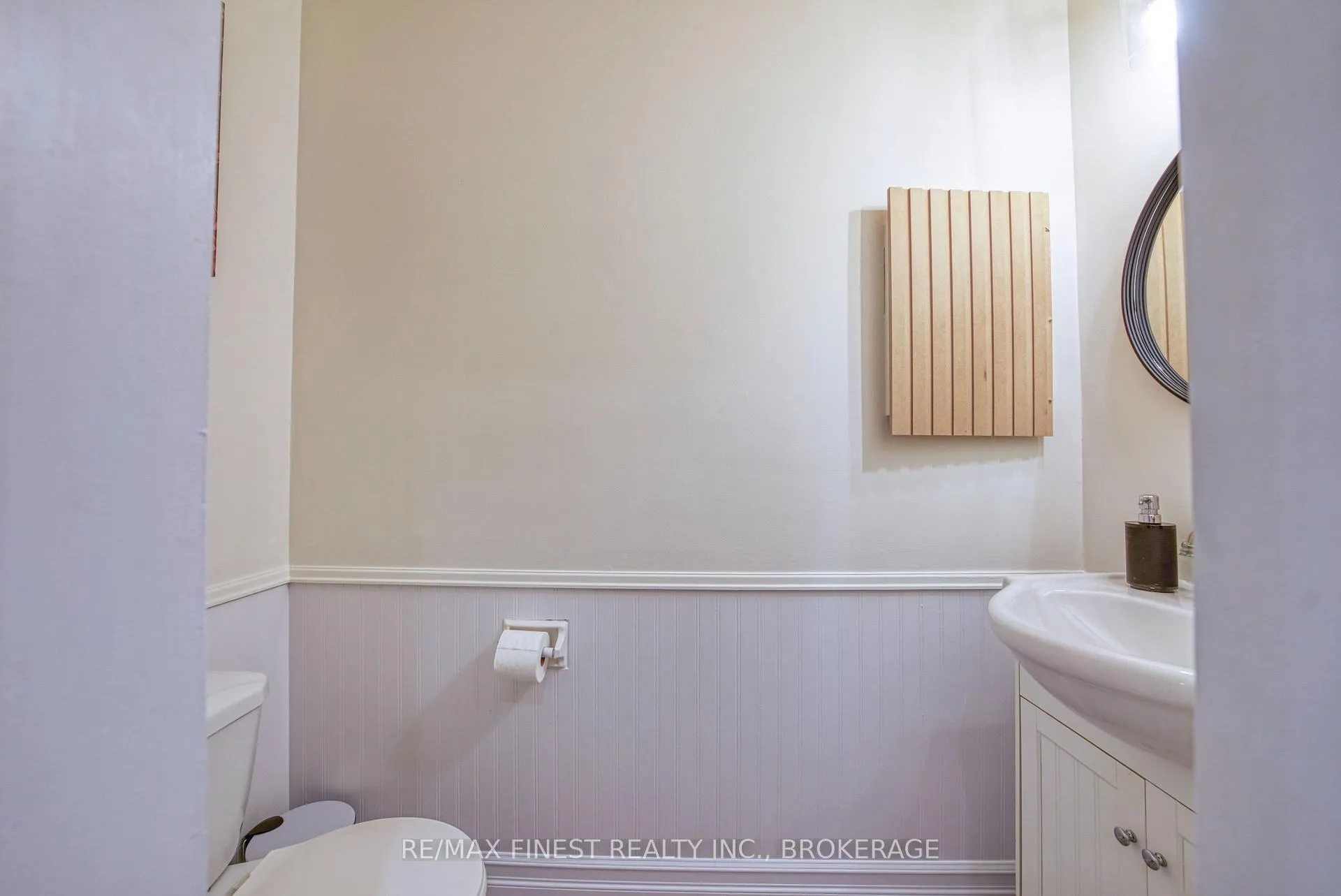 Photo 10 of 24 Adley Place, Kingston, East of Sir John A. Blvd — HOMEH