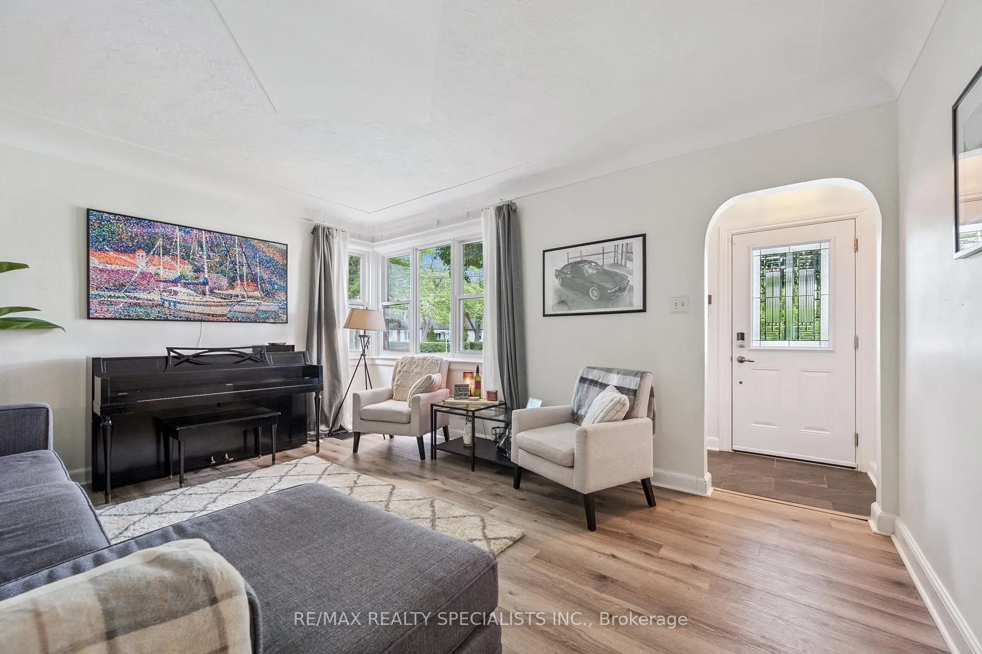 Photo 6 of 33 Hamel Avenue, Kitchener — HOMEH