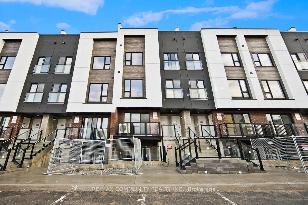 Front of Unit 105B, 16 Melbourne Avenue