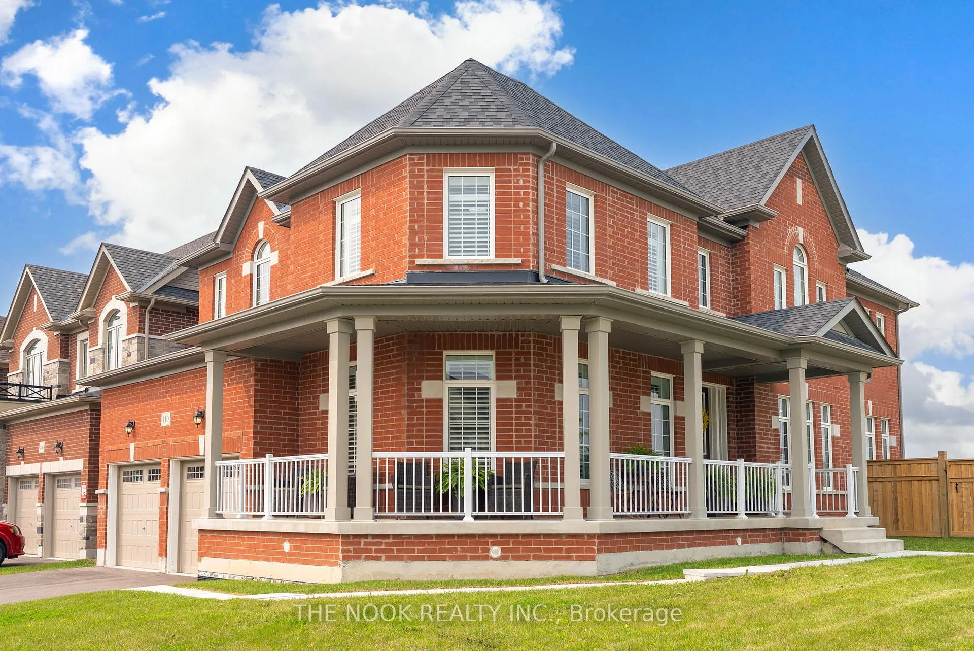 Photo 2 of 110 Wamsley Crescent, Clarington, Newcastle — HOMEH