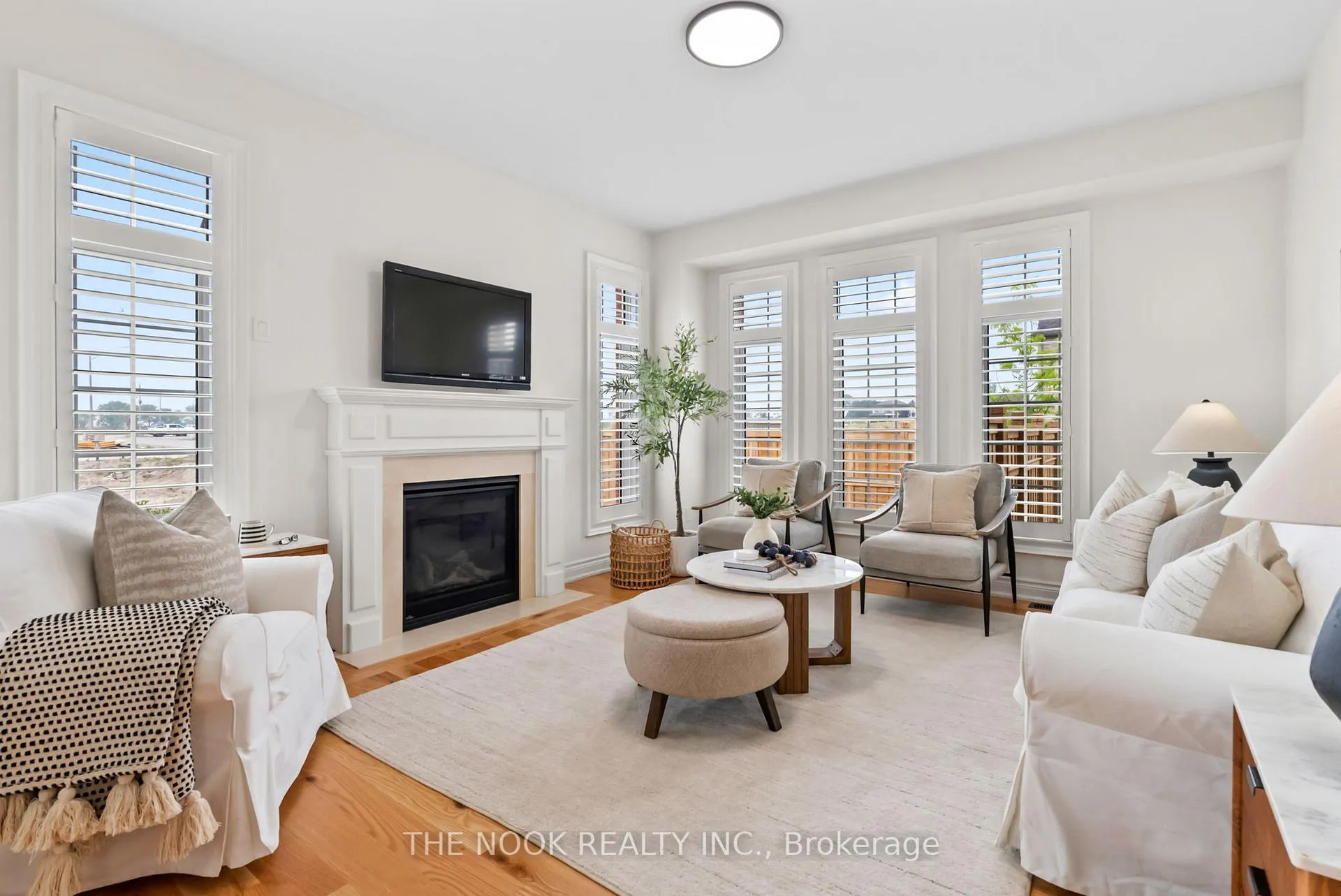 Photo 13 of 110 Wamsley Crescent, Clarington, Newcastle — HOMEH