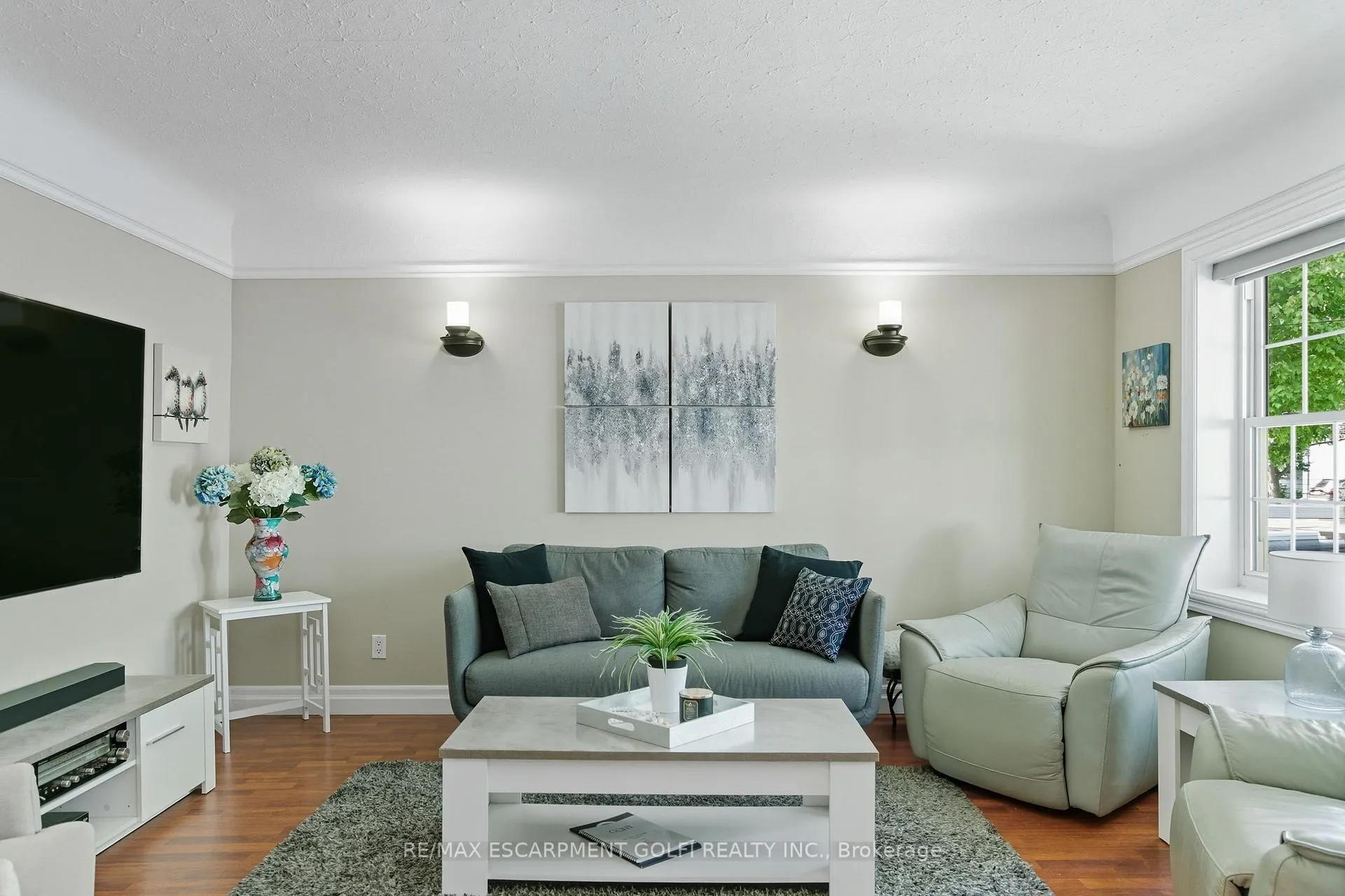 Photo 5 of 201 East 28th Street, Hamilton, Eastmount — HOMEH