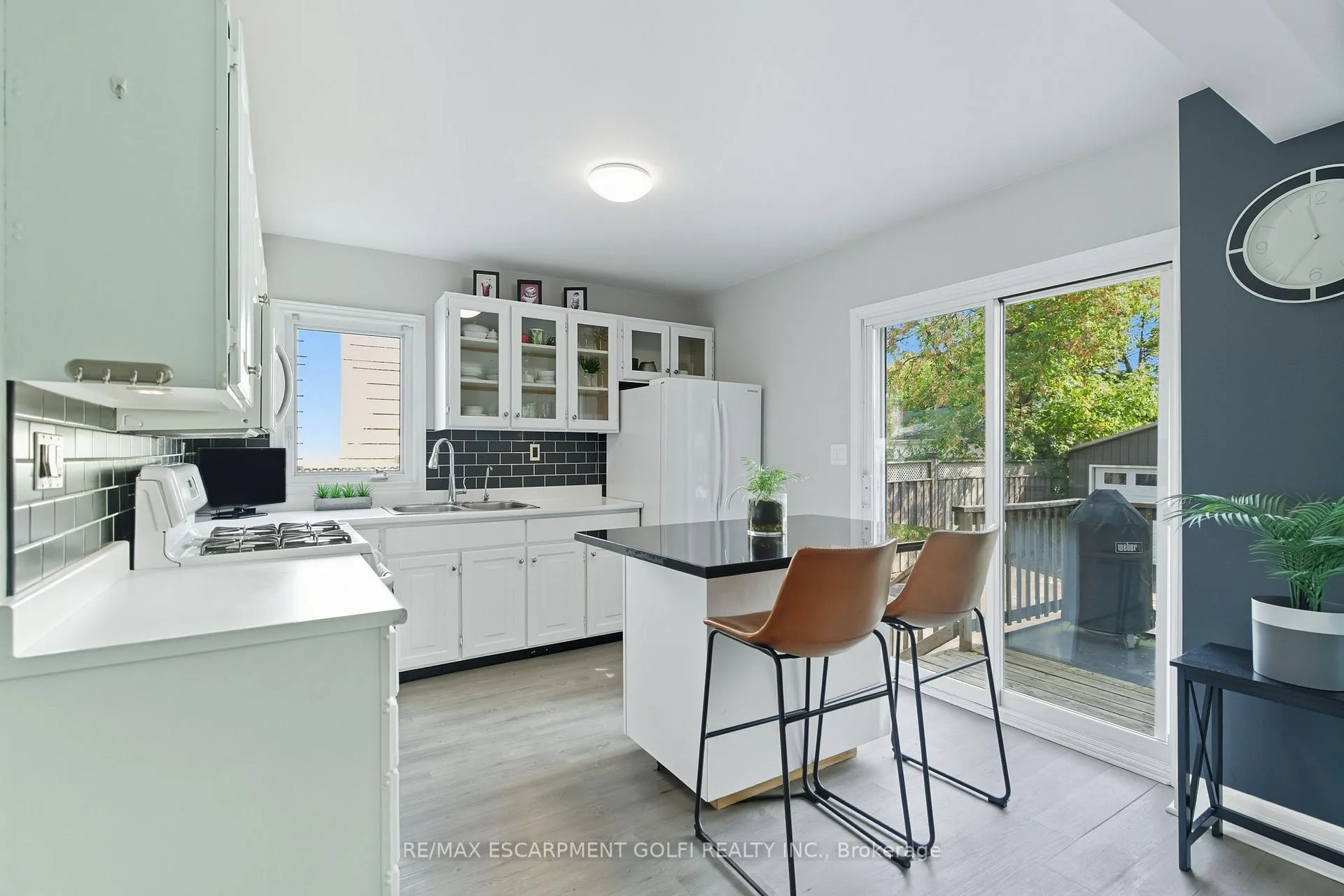 Photo 6 of 201 East 28th Street, Hamilton, Eastmount — HOMEH