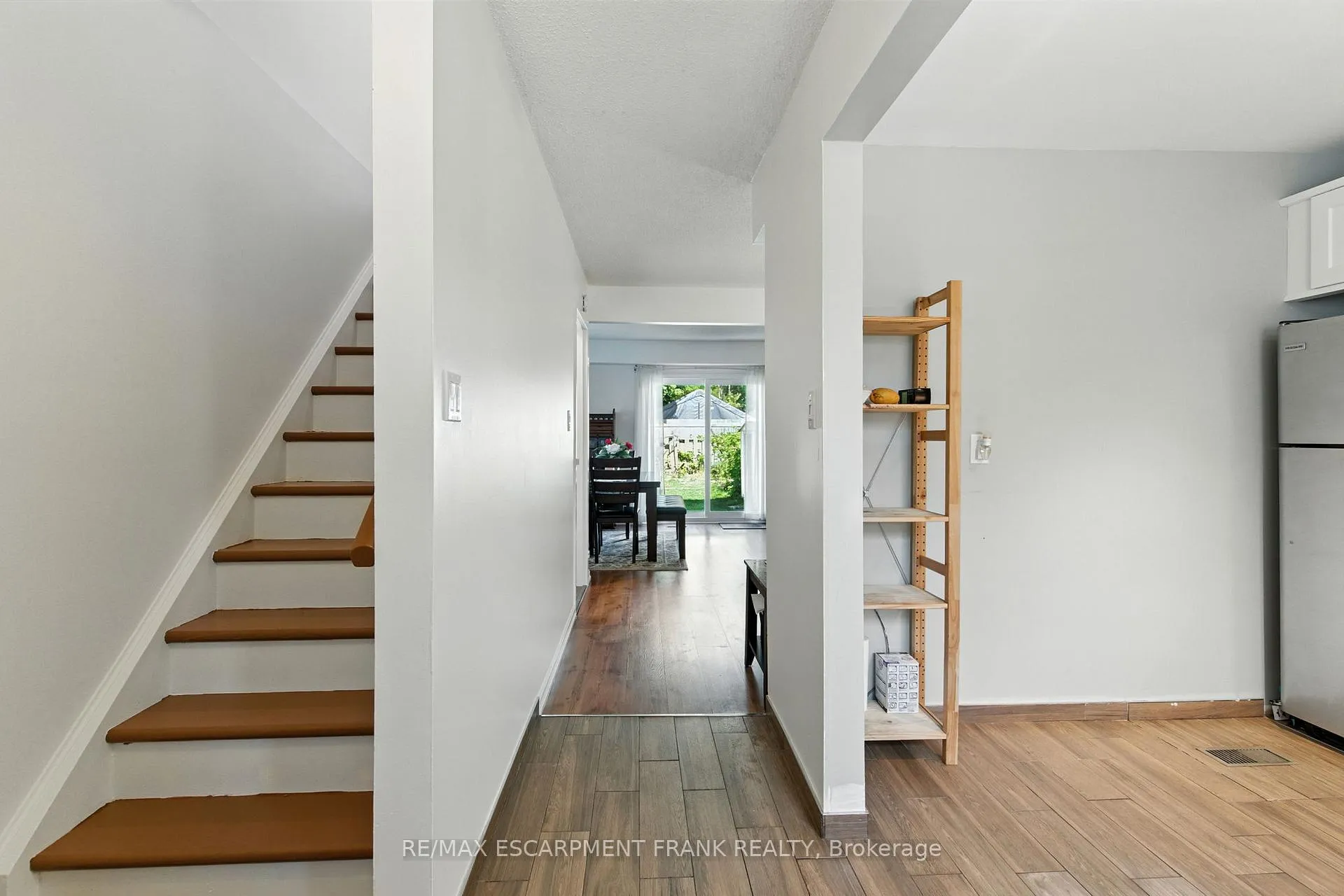 Photo 9 of 387 Franklin Road, Hamilton, Burkholme — HOMEH