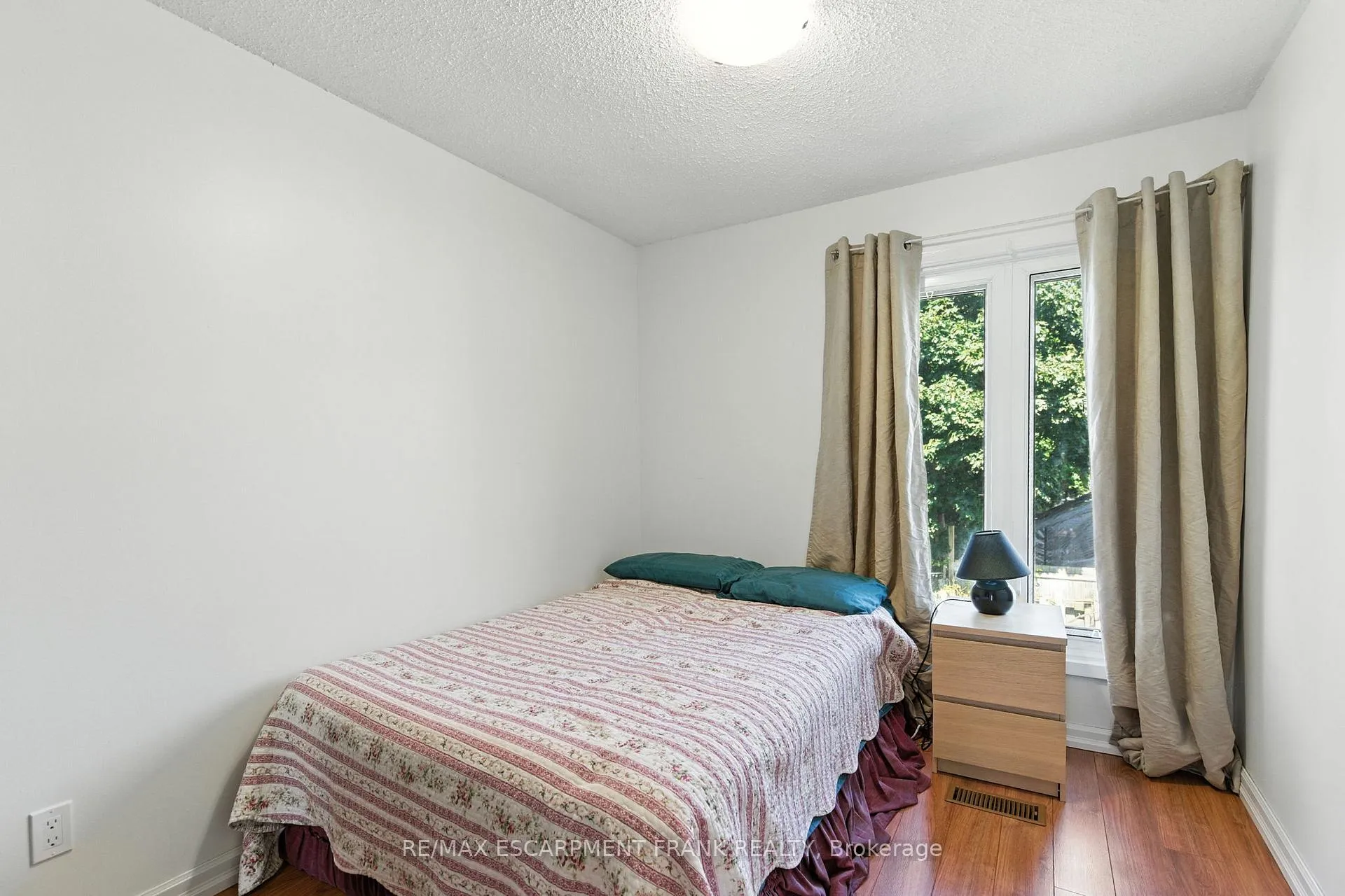 Photo 21 of 387 Franklin Road, Hamilton, Burkholme — HOMEH