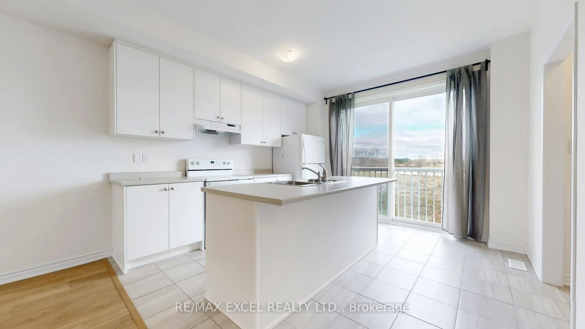 Photo 11 of 84 Sandhill Crane Drive, Wasaga Beach — HOMEH