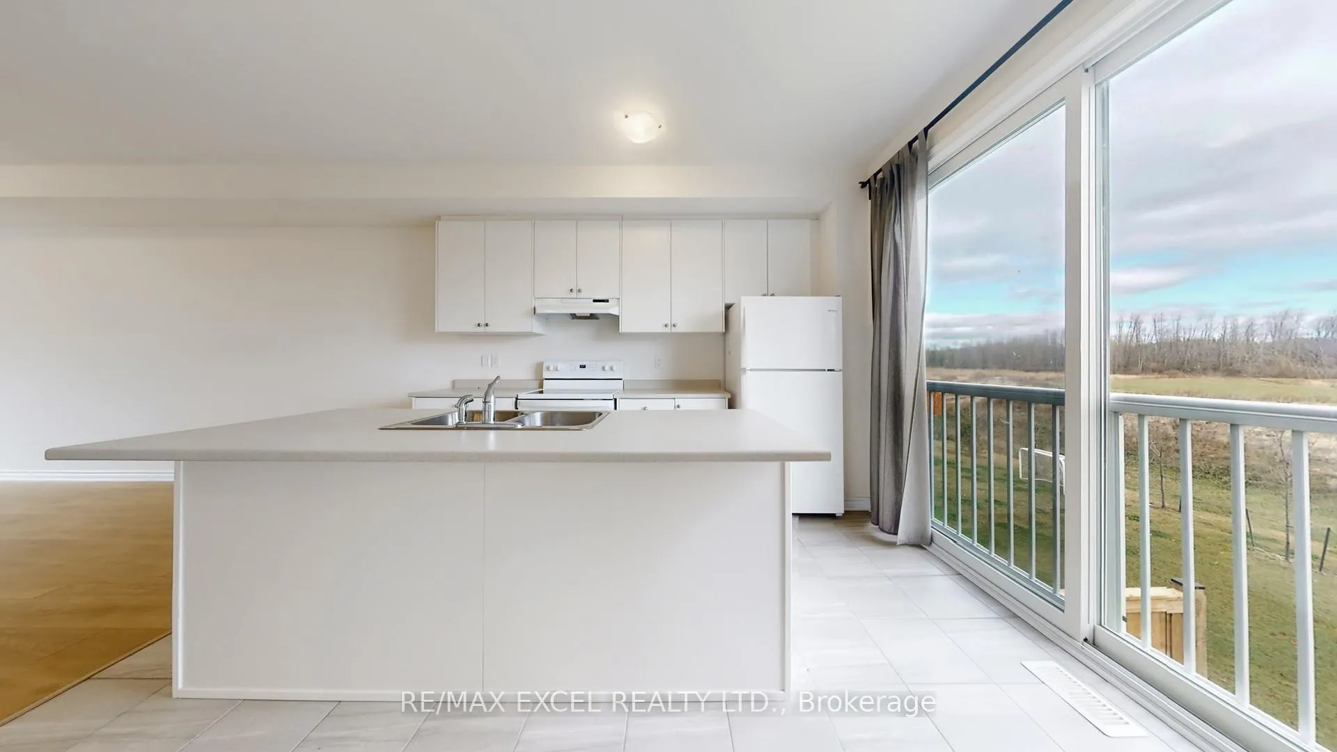 Photo 12 of 84 Sandhill Crane Drive, Wasaga Beach — HOMEH