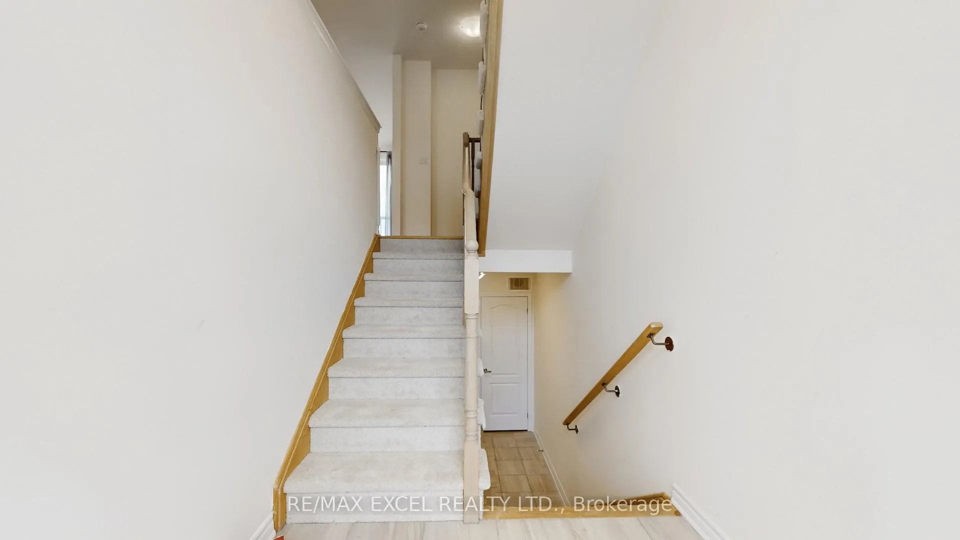 Photo 18 of 84 Sandhill Crane Drive, Wasaga Beach — HOMEH