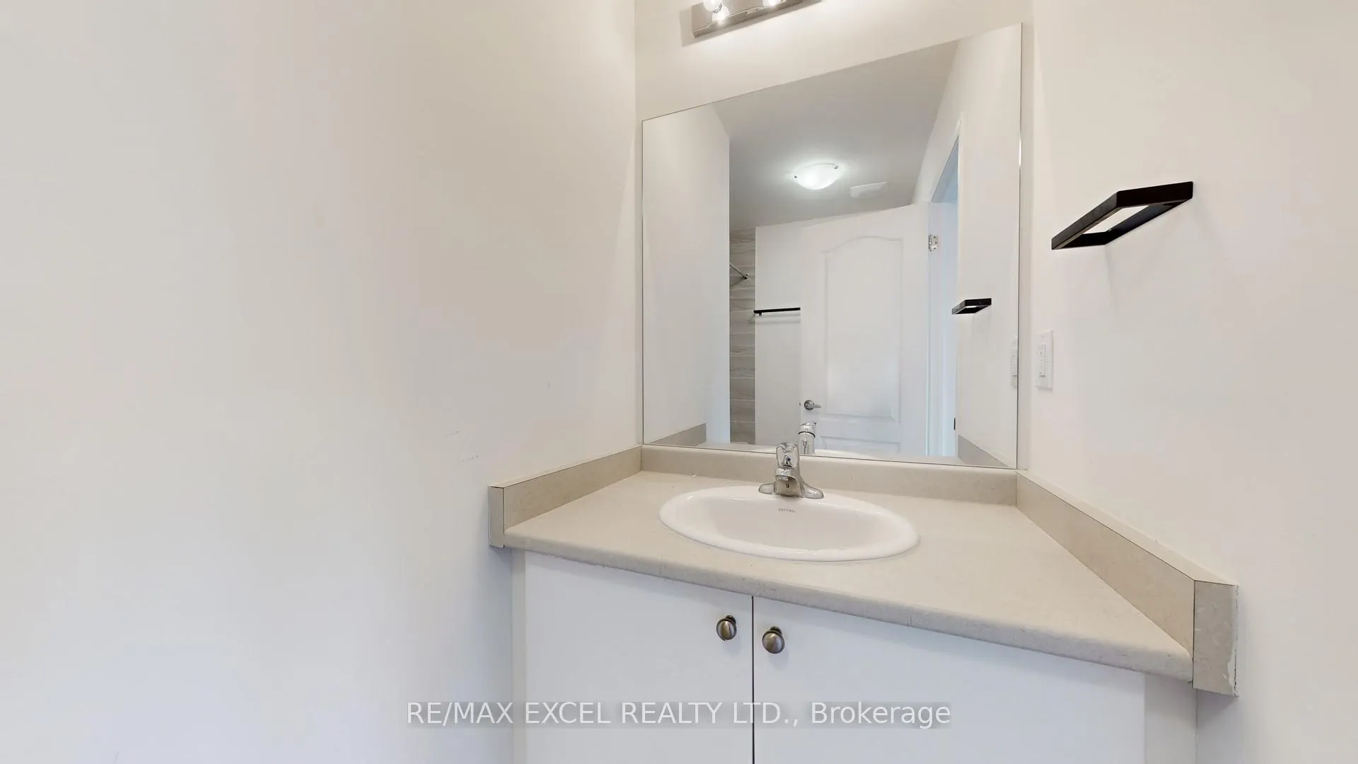 Photo 29 of 84 Sandhill Crane Drive, Wasaga Beach — HOMEH