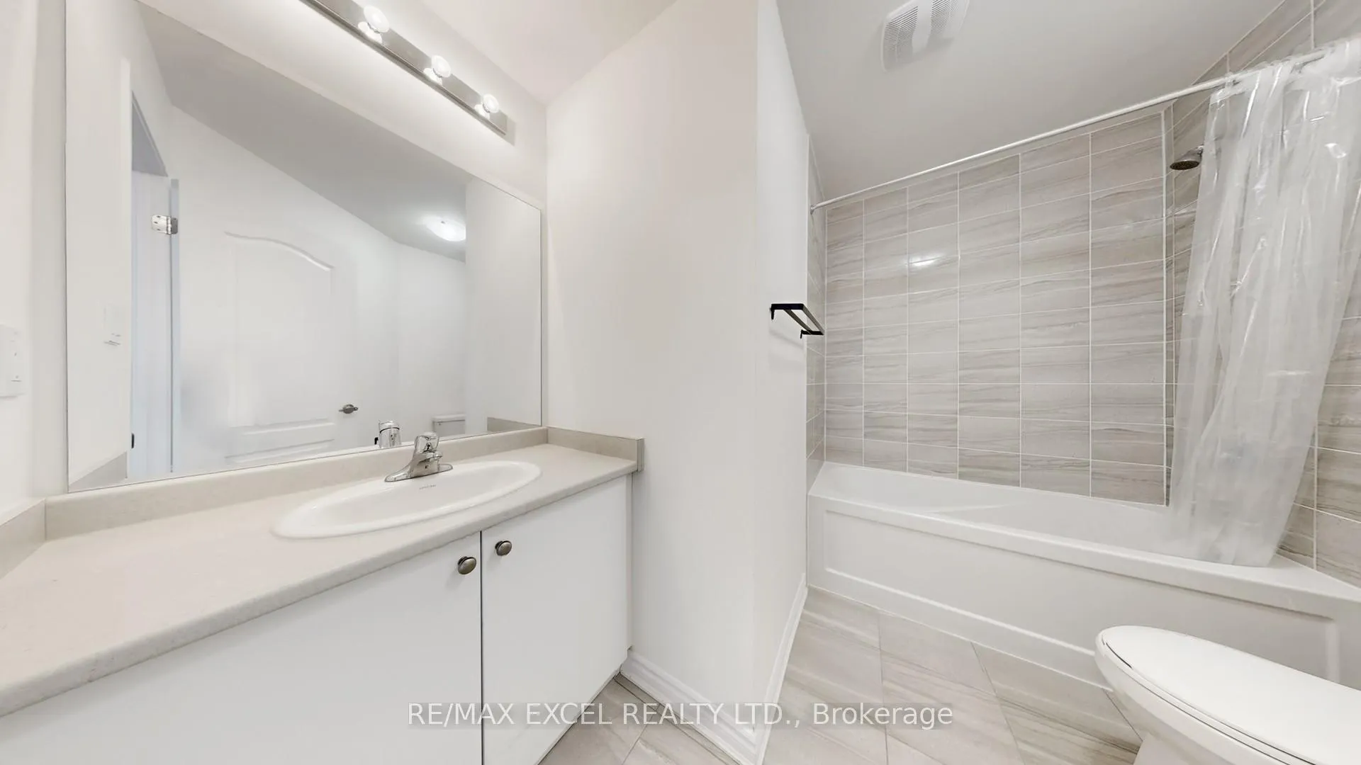 Photo 35 of 84 Sandhill Crane Drive, Wasaga Beach — HOMEH