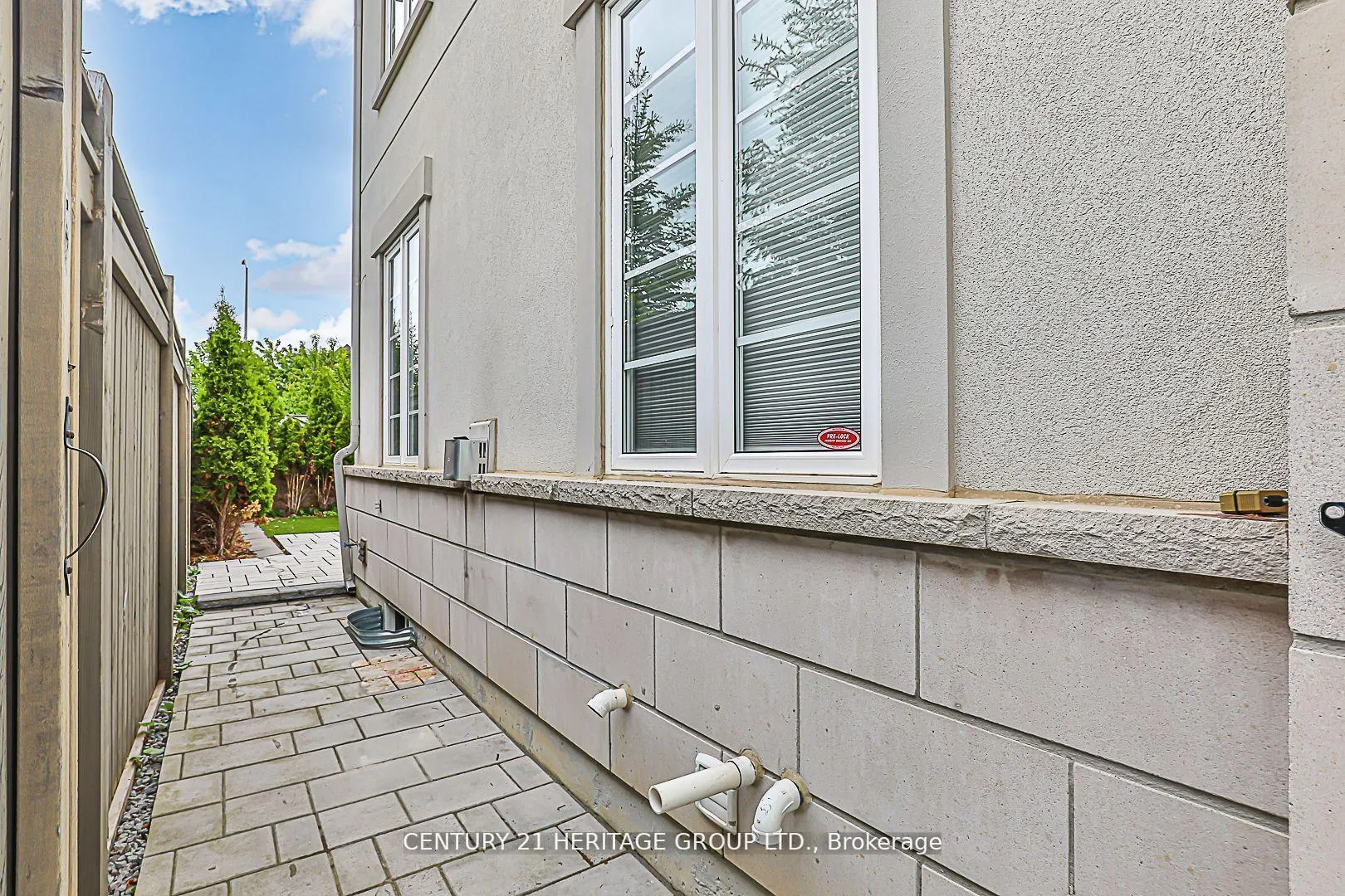 Photo 45 of 2 Roy Harper Avenue, Aurora, Rural Aurora — HOMEH