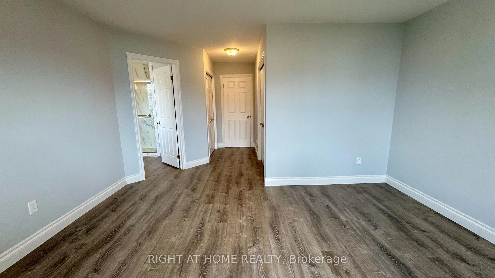 Photo 26 of 19 Windflower Drive, Kitchener — HOMEH