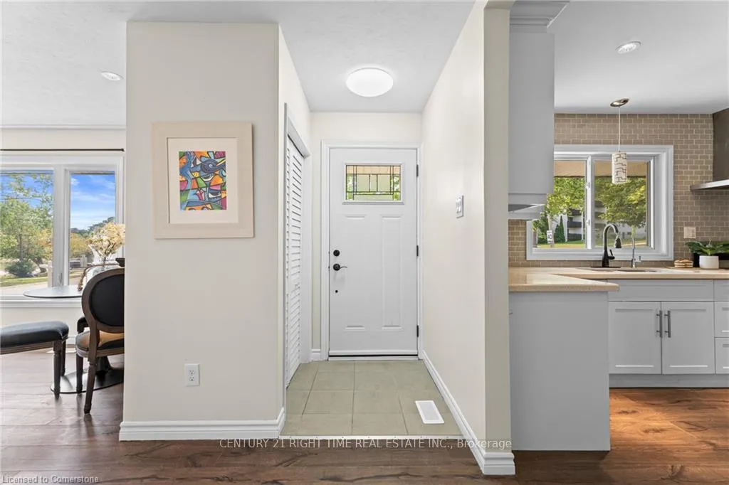 Photo 8 of 280 Dale Crescent, Waterloo — HOMEH