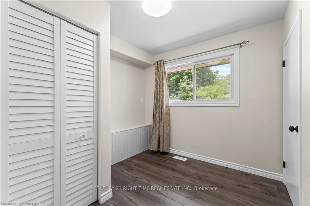 Photo 18 of 280 Dale Crescent, Waterloo — HOMEH