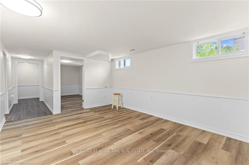 Photo 21 of 280 Dale Crescent, Waterloo — HOMEH